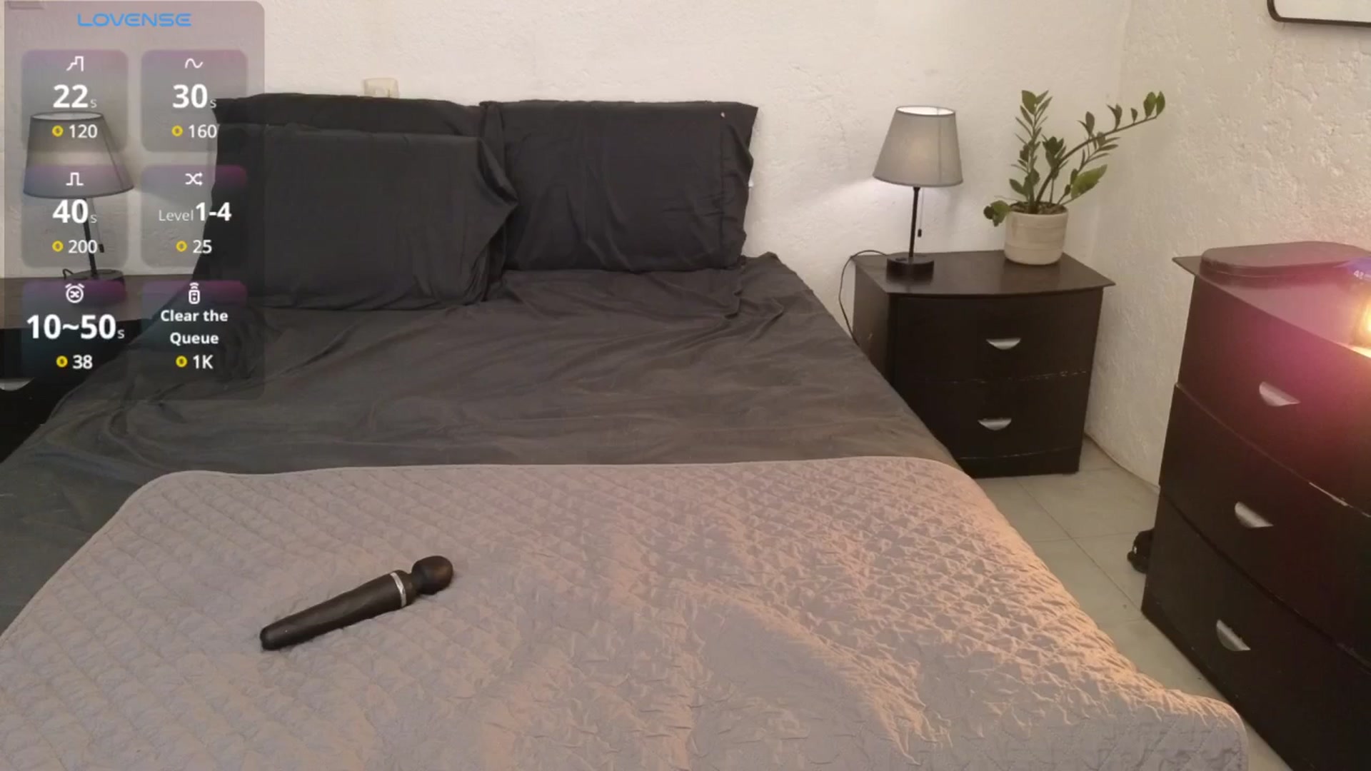 Gallery image thumbnail from AlyssaM's myfreecams stream on, 07/04/2025, 20:39 image 19 of 20