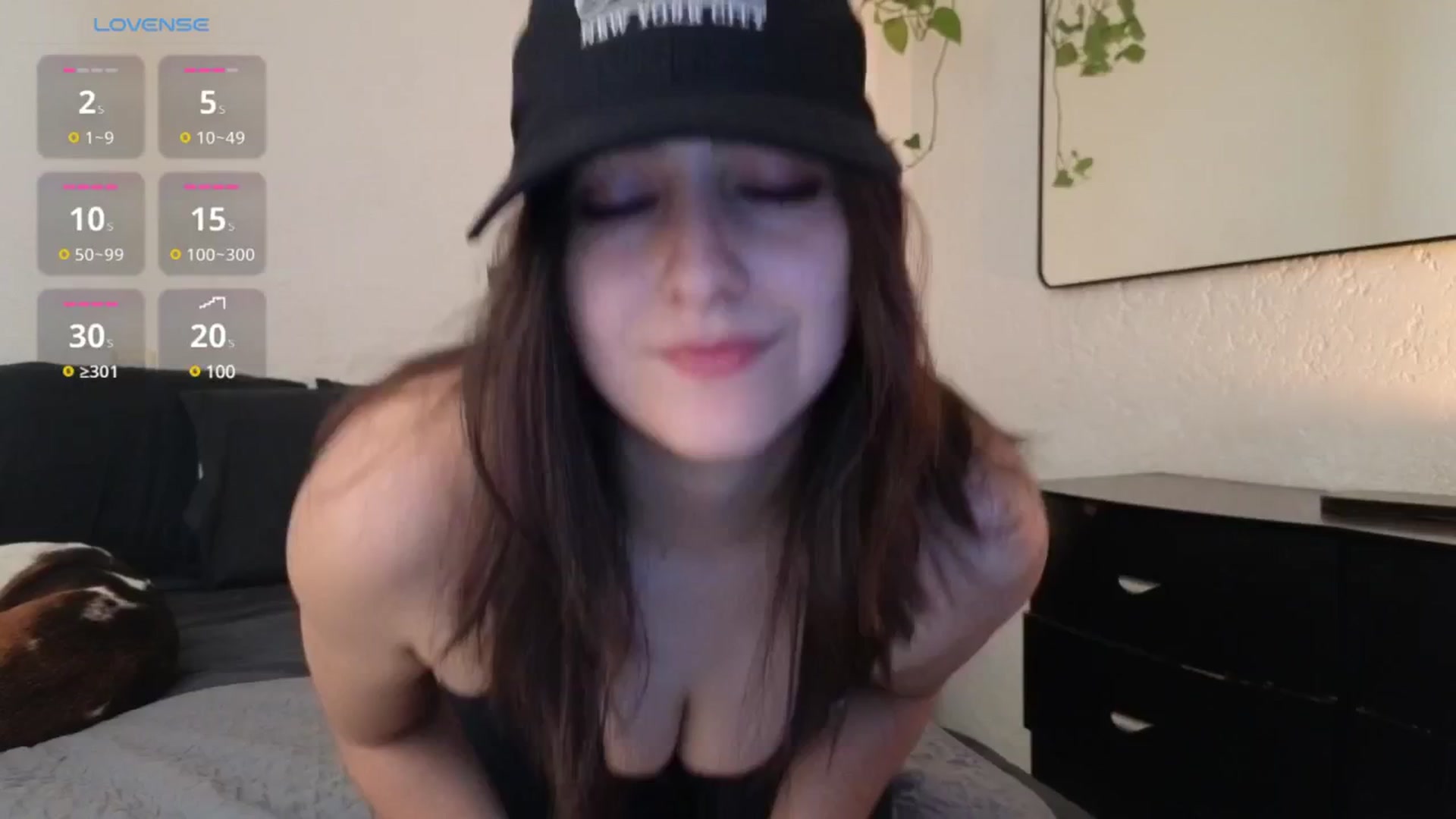 Gallery image thumbnail from AlyssaM's myfreecams stream on, 07/06/2025, 24:23 image 14 of 20