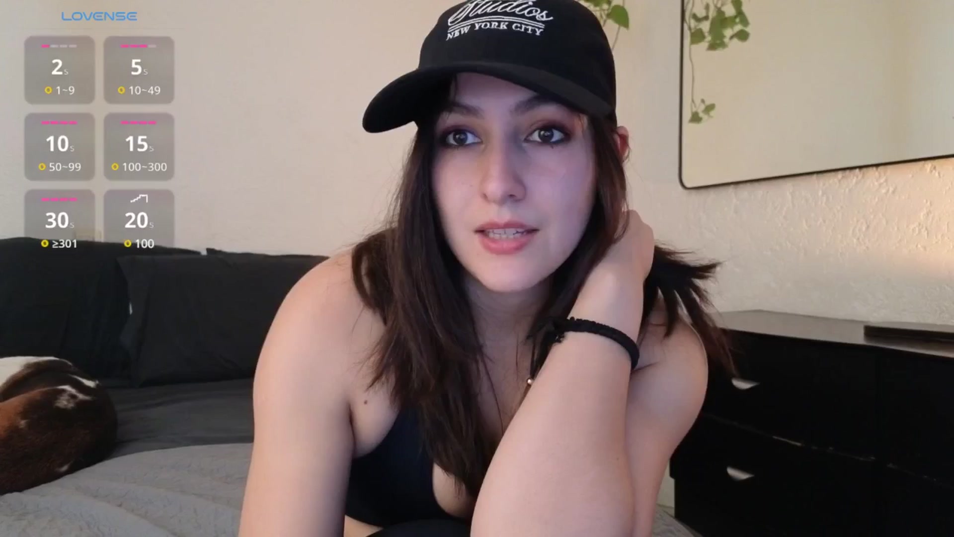 Gallery image thumbnail from AlyssaM's myfreecams stream on, 07/06/2025, 24:23 image 19 of 20