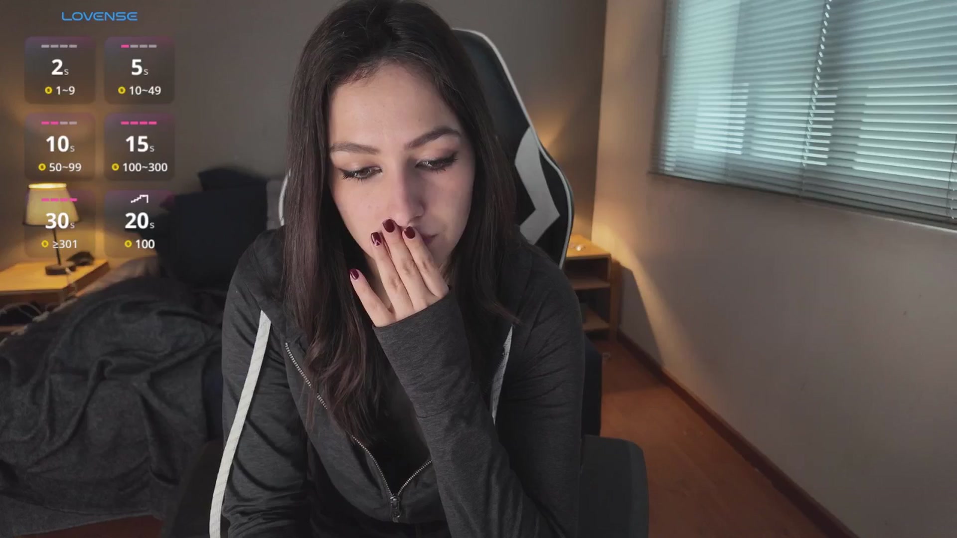 Gallery image thumbnail from AlyssaM's myfreecams stream on, 07/31/2025, 23:57 image 10 of 20