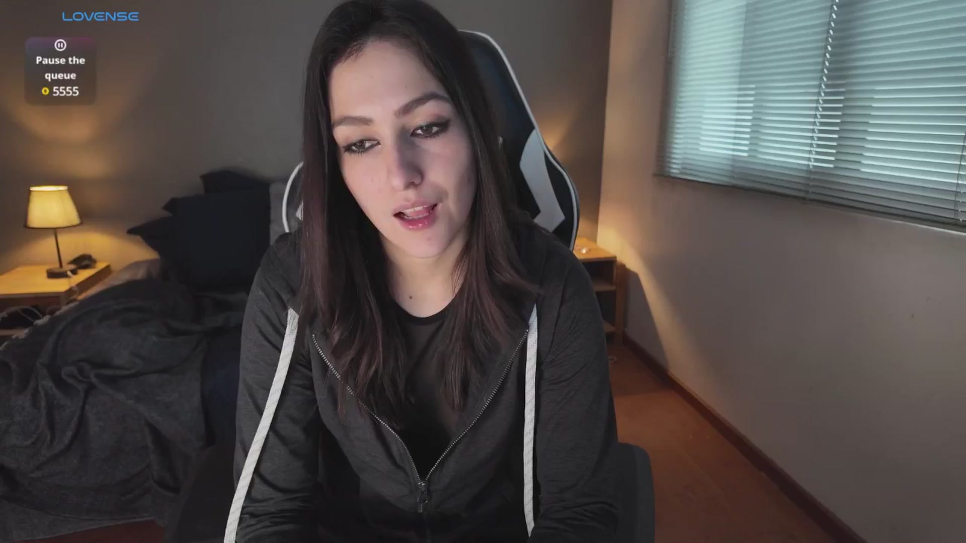 Gallery image thumbnail from AlyssaM's myfreecams stream on, 07/31/2025, 23:57 image 11 of 20