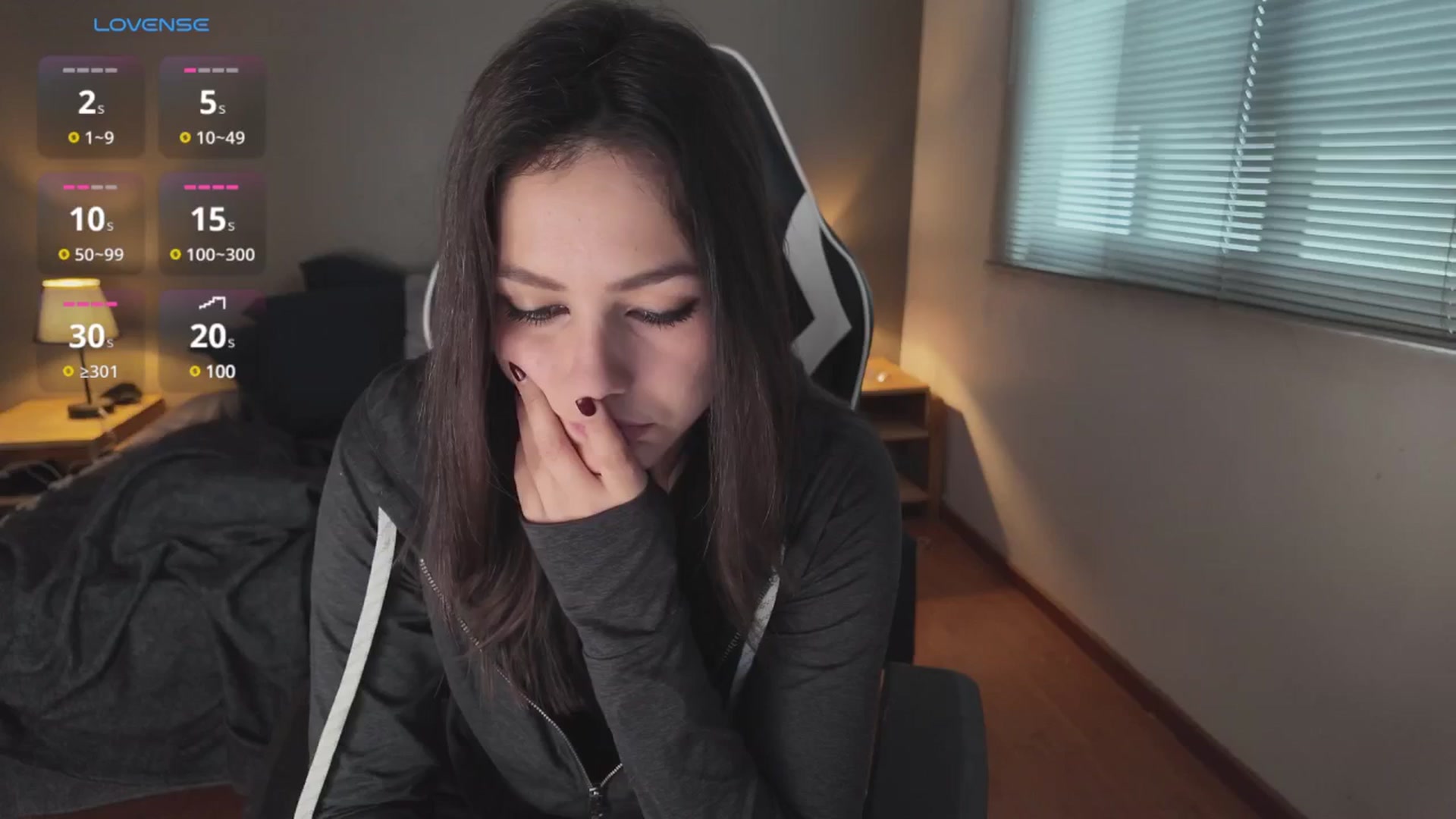 Gallery image thumbnail from AlyssaM's myfreecams stream on, 07/31/2025, 23:57 image 19 of 20