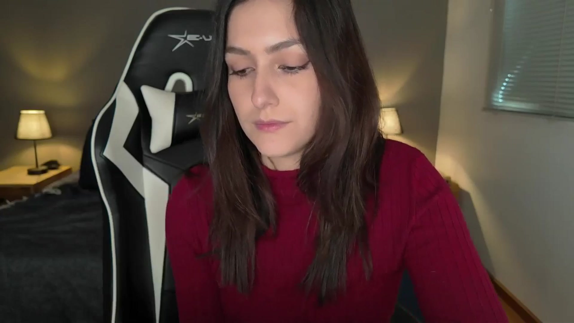 Gallery image thumbnail from AlyssaM's myfreecams stream on, 08/01/2025, 16:17 image 3 of 20