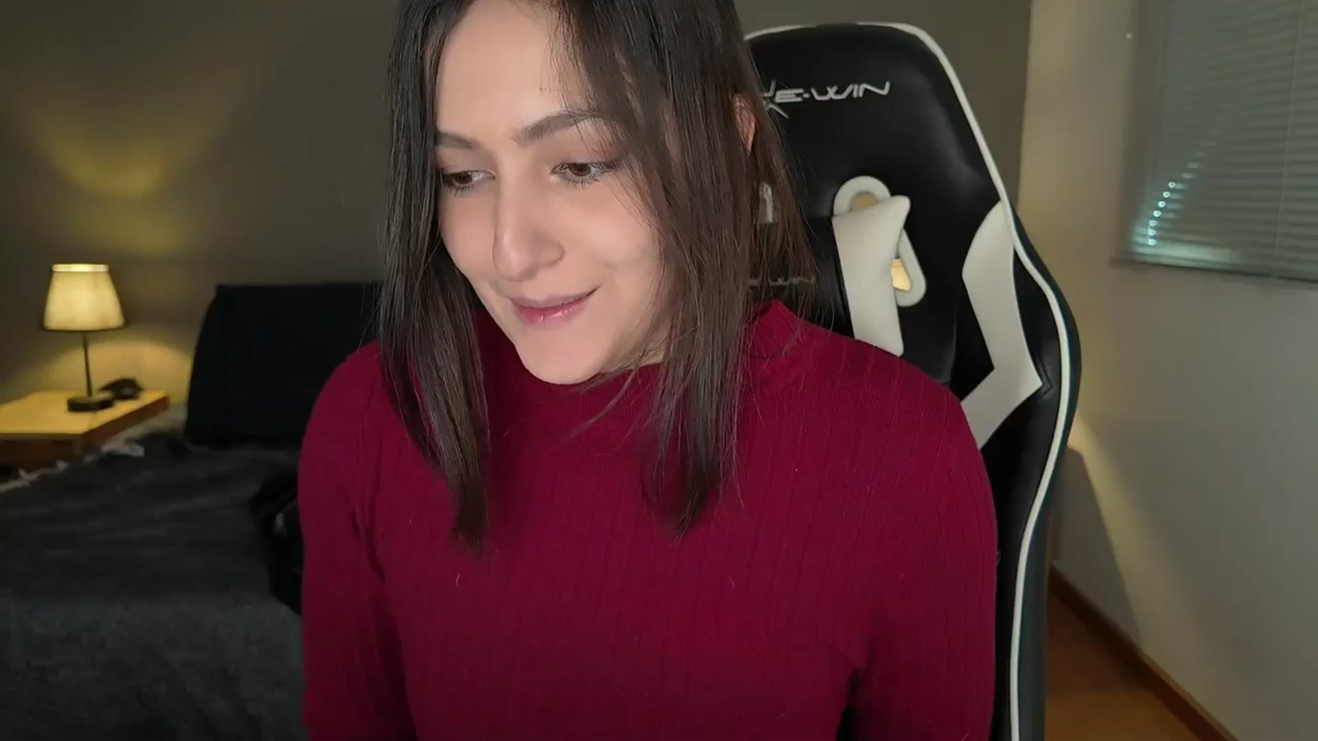 Gallery image thumbnail from AlyssaM's myfreecams stream on, 08/01/2025, 16:17 image 20 of 20