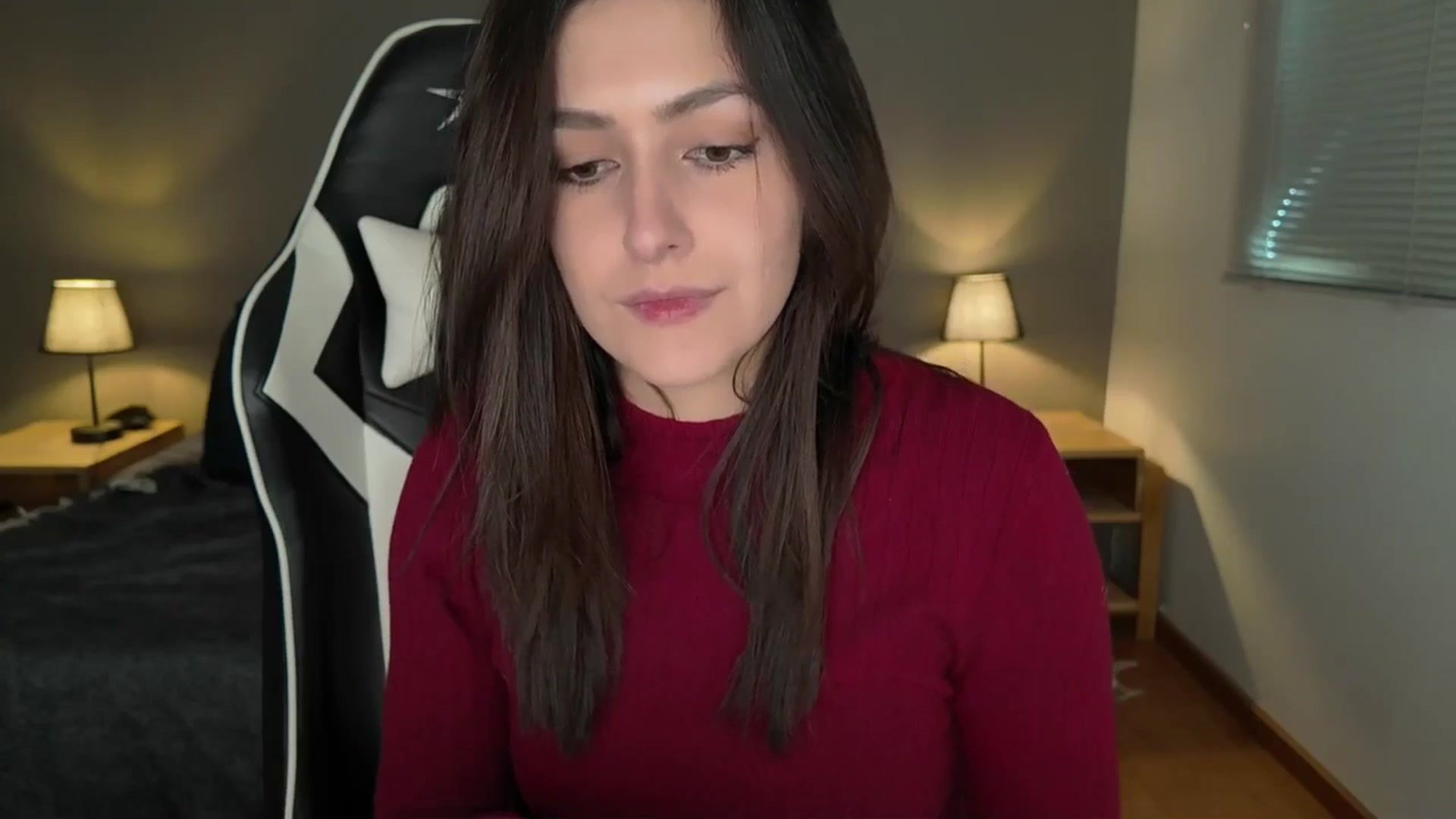 Gallery image thumbnail from AlyssaM's myfreecams stream on, 08/01/2025, 16:17 image 6 of 20