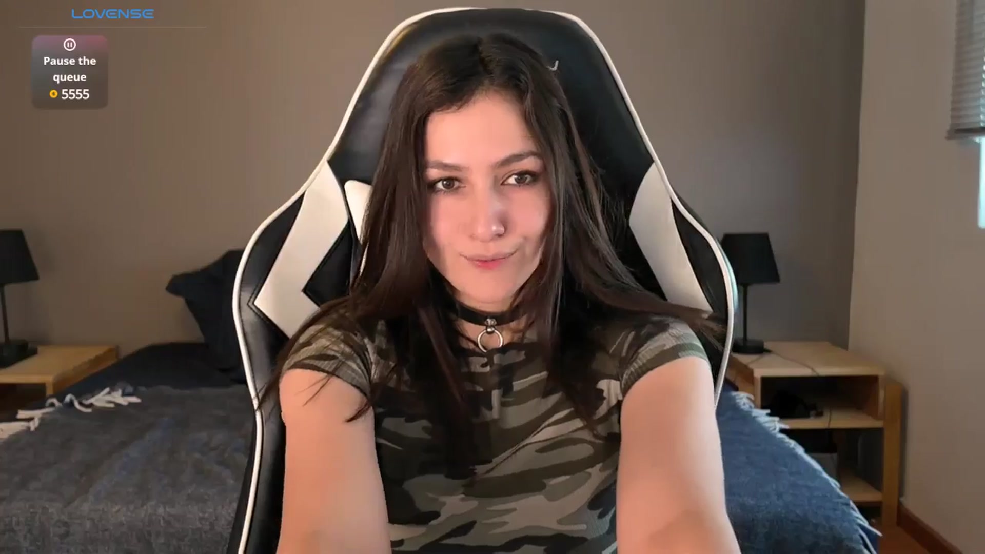 Gallery image thumbnail from AlyssaM's myfreecams stream on, 08/04/2025, 23:40 image 19 of 20