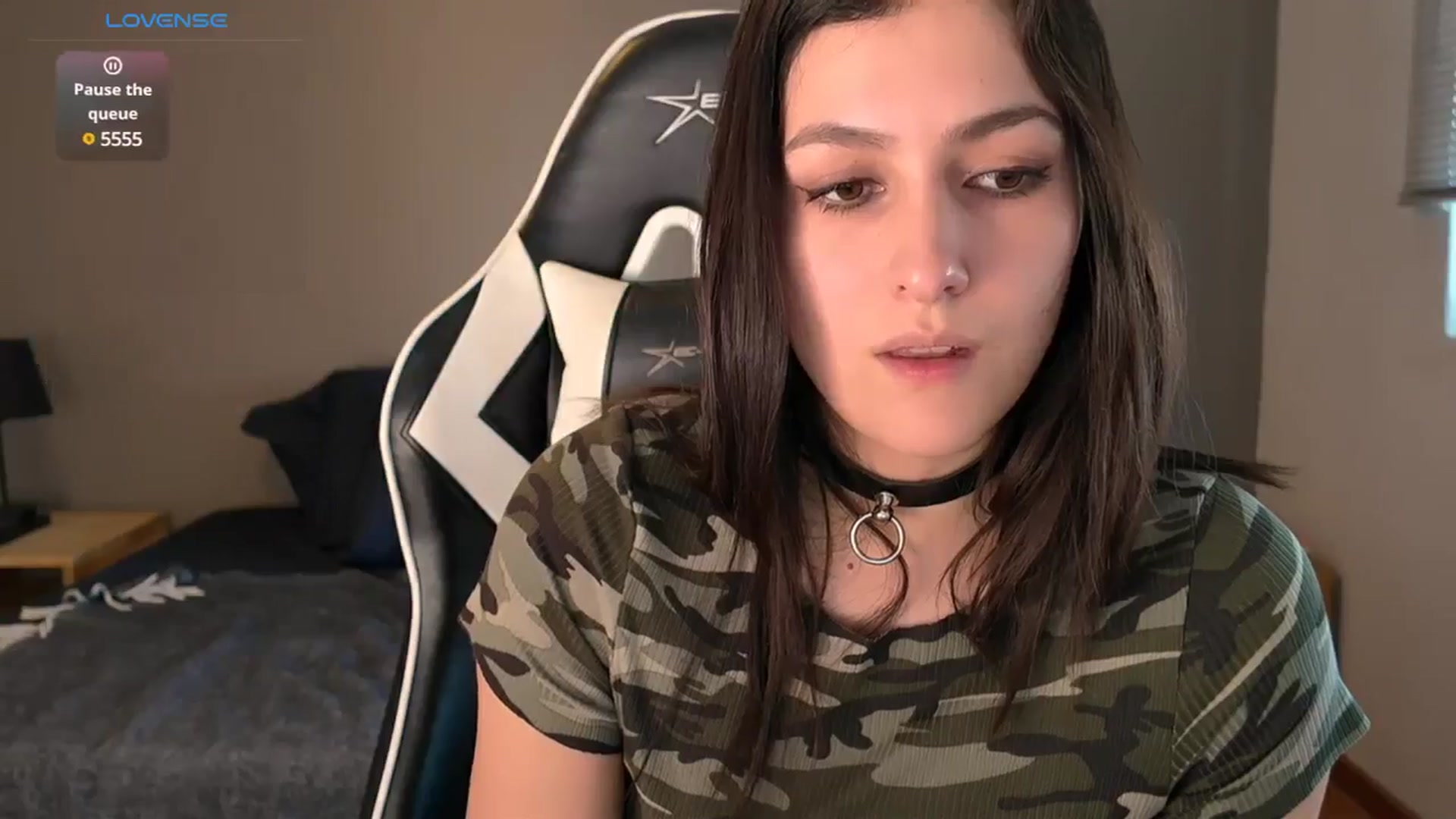 Gallery image thumbnail from AlyssaM's myfreecams stream on, 08/04/2025, 23:40 image 15 of 20