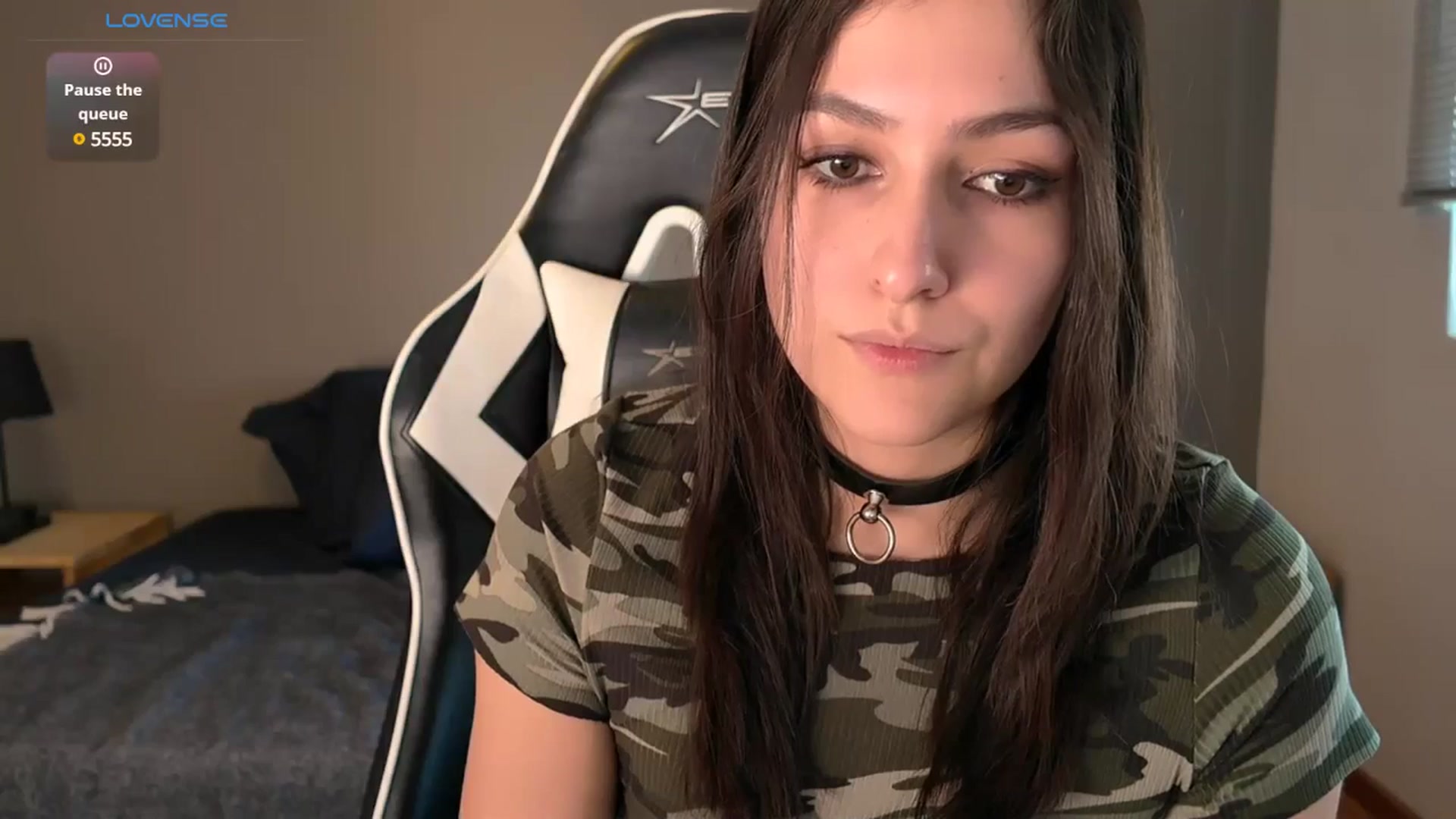 Gallery image thumbnail from AlyssaM's myfreecams stream on, 08/04/2025, 23:40 image 13 of 20