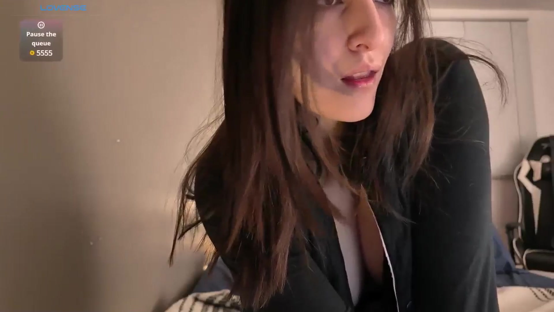 Gallery image thumbnail from AlyssaM's myfreecams stream on, 08/05/2025, 11:53 image 17 of 20
