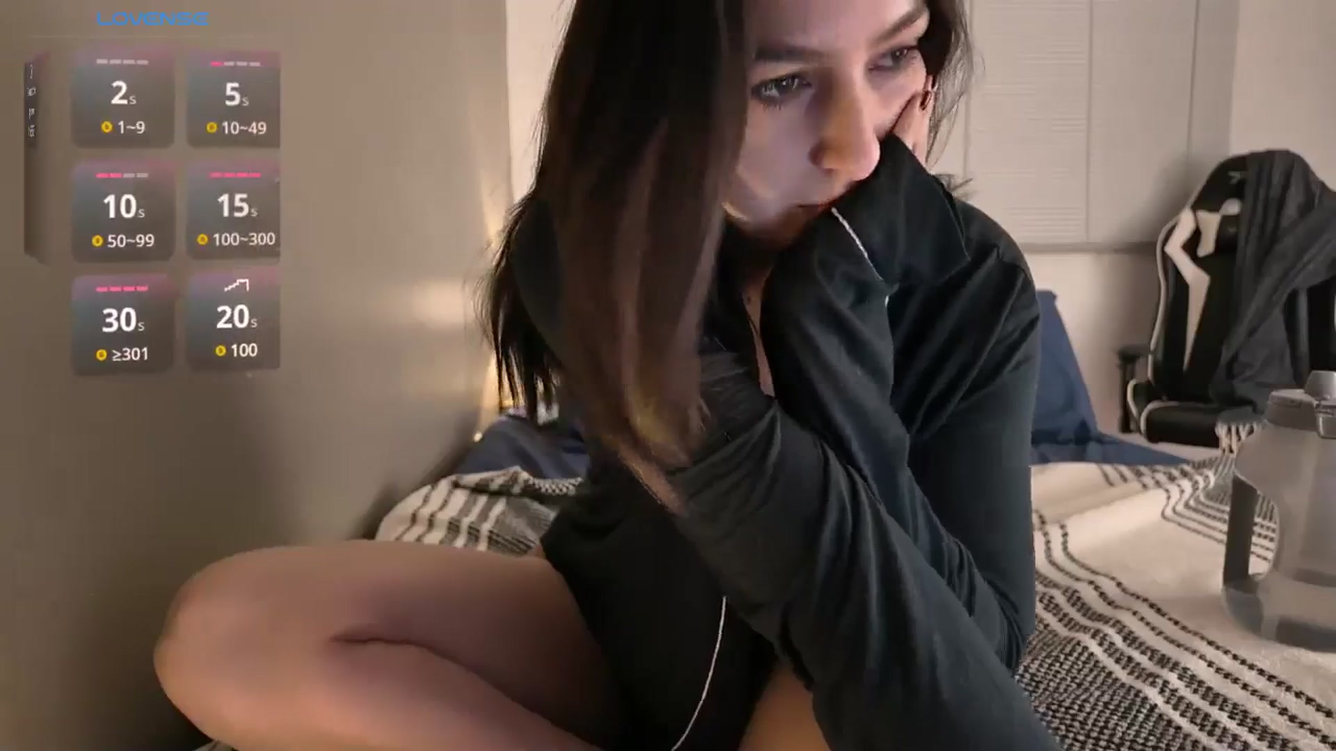 Gallery image thumbnail from AlyssaM's myfreecams stream on, 08/05/2025, 11:53 image 7 of 20