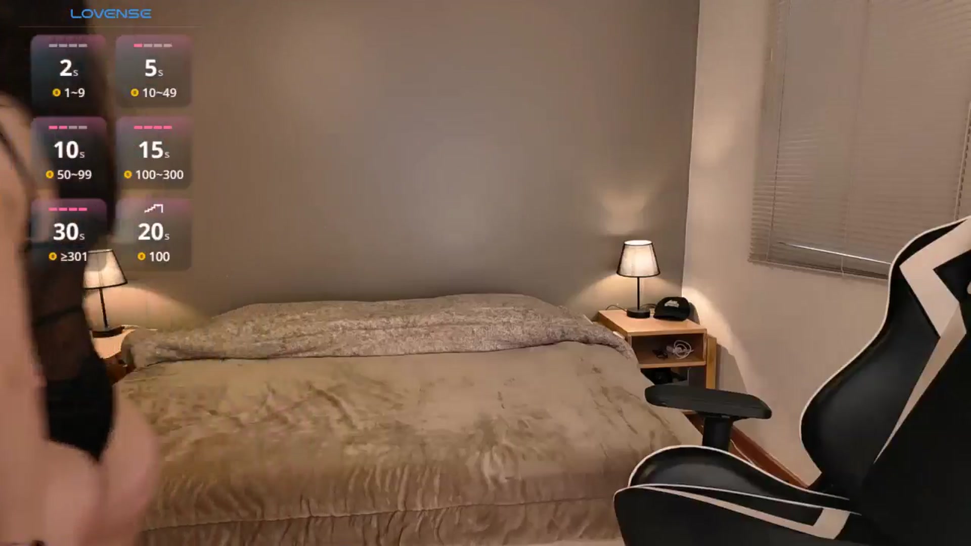 Gallery image thumbnail from AlyssaM's myfreecams stream on, 08/07/2025, 14:02 image 18 of 20