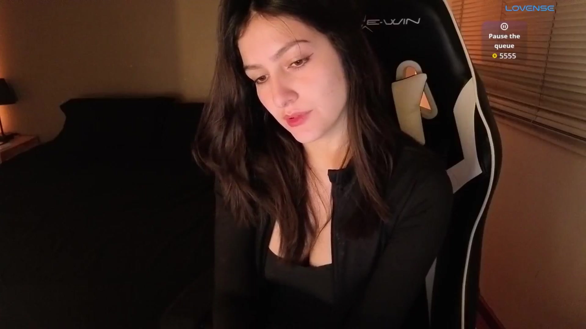 Gallery image thumbnail from AlyssaM's myfreecams stream on, 09/01/2025, 08:25 image 8 of 20