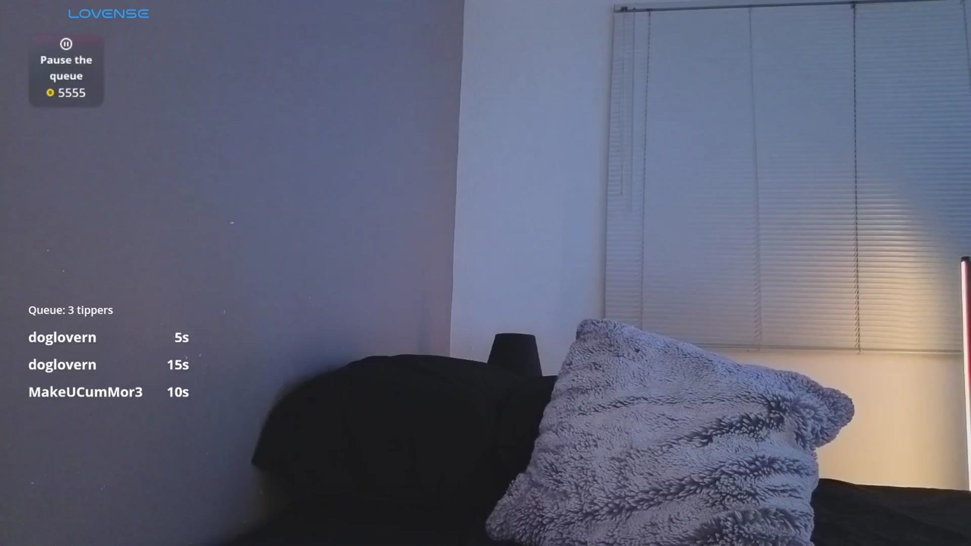 Gallery image thumbnail from AlyssaM's myfreecams stream on, 09/03/2025, 03:59 image 1 of 20