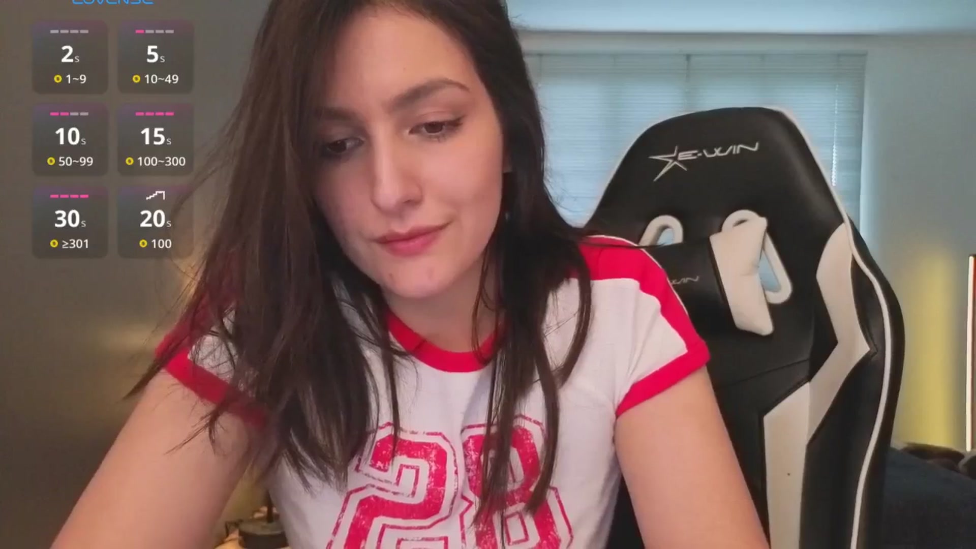 Gallery image thumbnail from AlyssaM's myfreecams stream on, 09/03/2025, 22:55 image 17 of 20