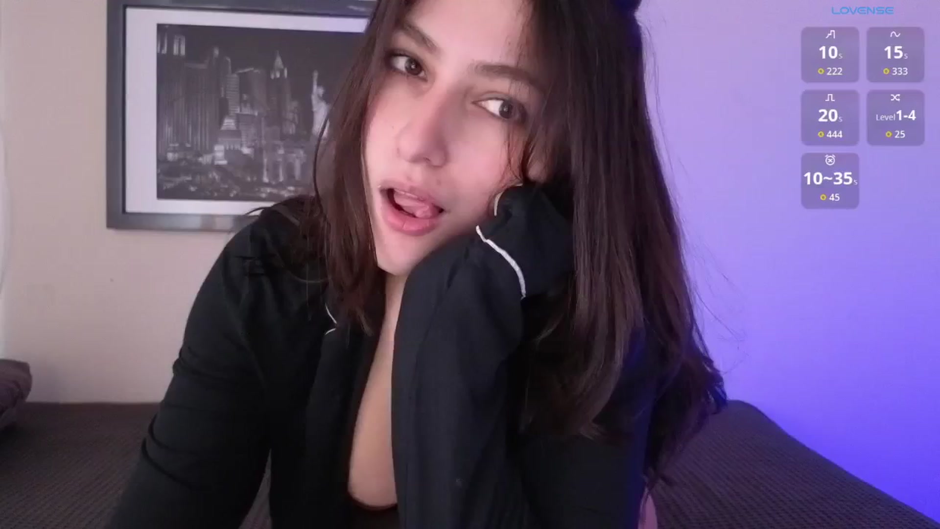 Gallery image thumbnail from AlyssaM's myfreecams stream on, 11/05/2025, 13:10 image 1 of 20