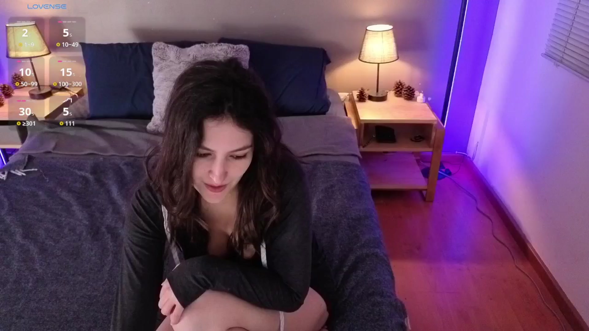 Gallery image thumbnail from AlyssaM's myfreecams stream on, 11/24/2025, 12:27 image 17 of 20