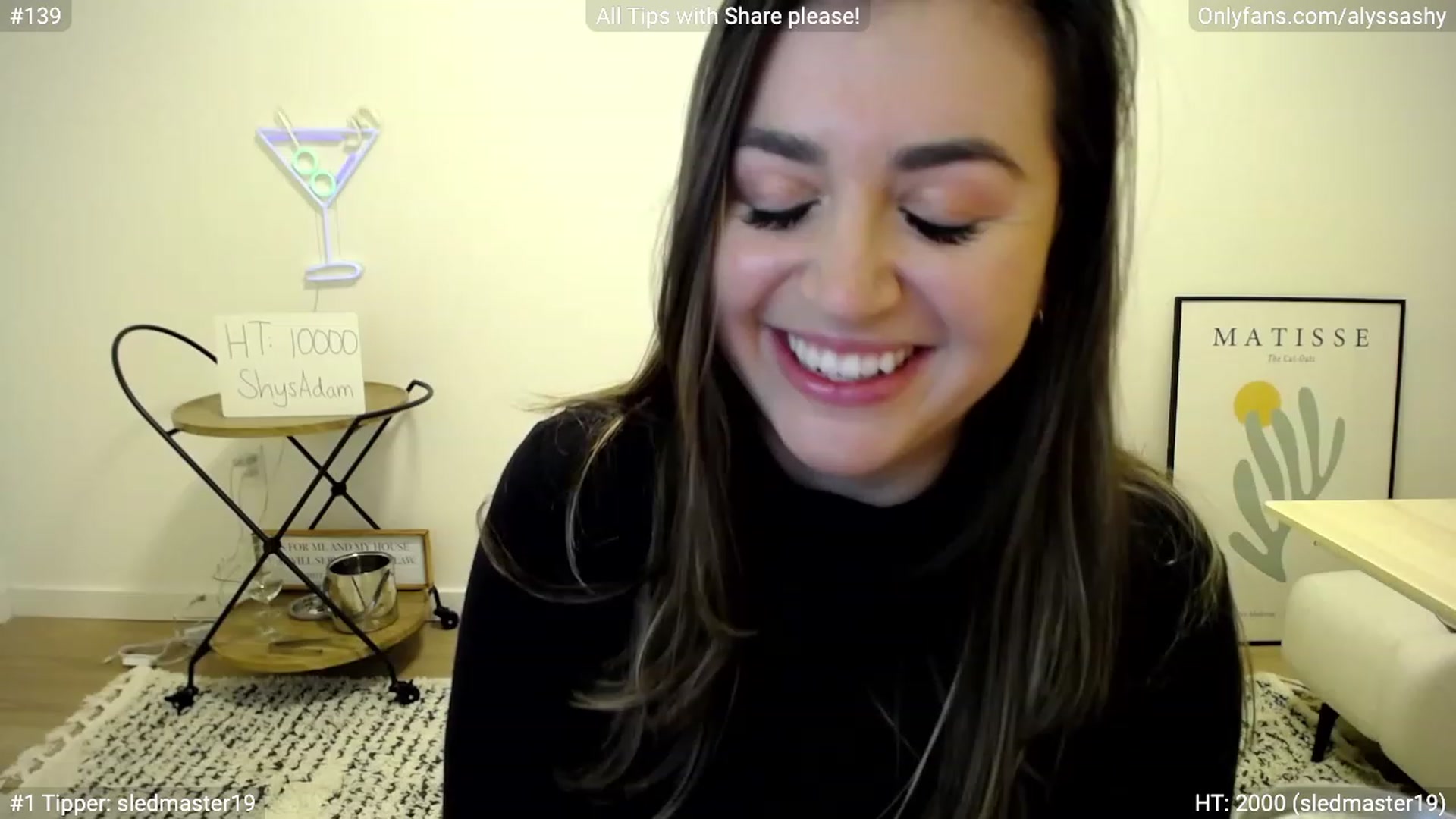 Gallery image thumbnail from AlyssaShy's myfreecams stream on, 11/20/2022, 24:55 image 18 of 20