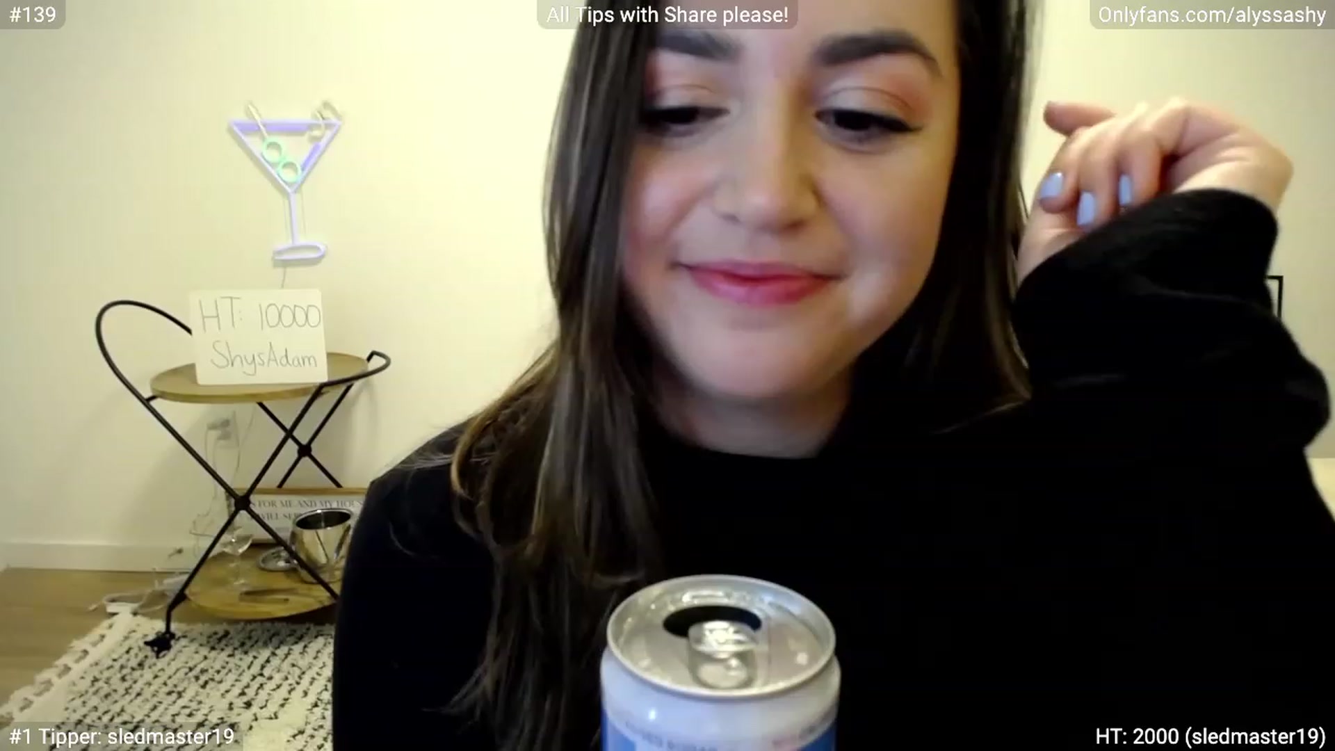 Gallery image thumbnail from AlyssaShy's myfreecams stream on, 11/20/2022, 24:57 image 15 of 20