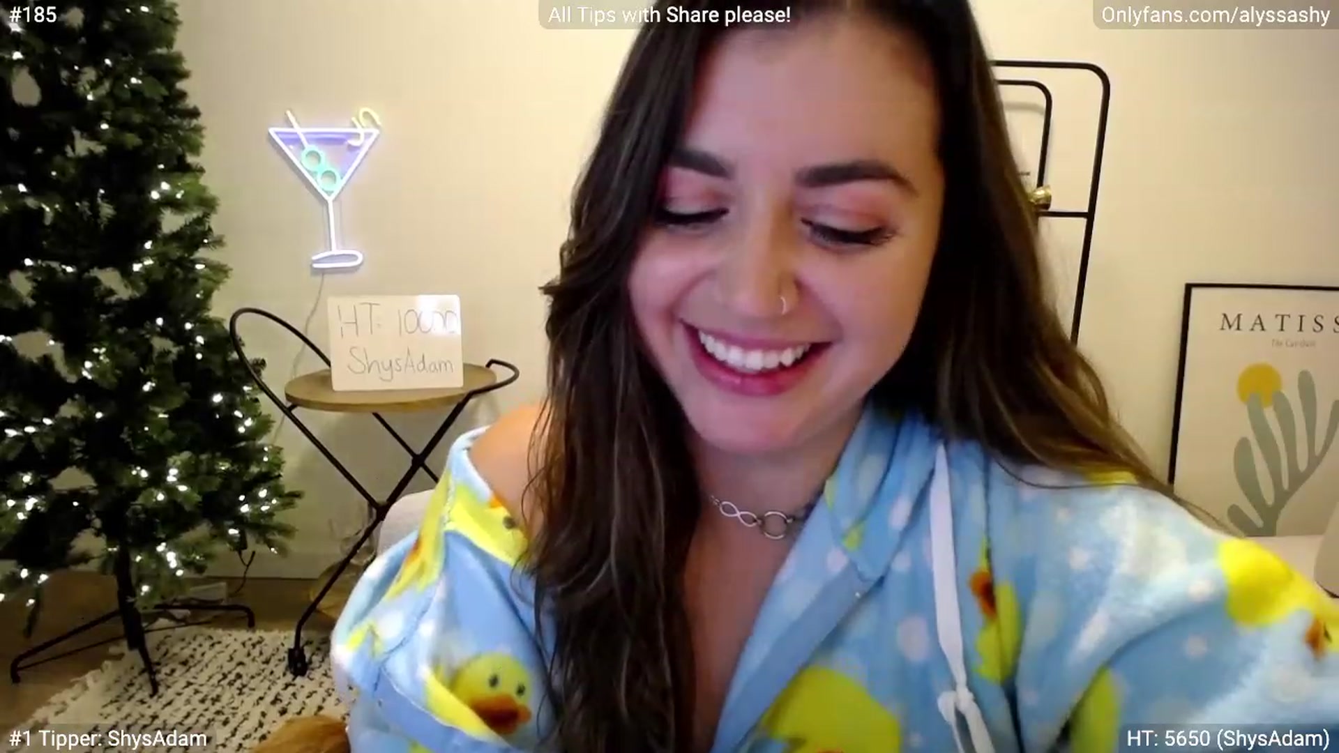 Gallery image thumbnail from AlyssaShy's myfreecams stream on, 12/01/2022, 02:07 image 14 of 20