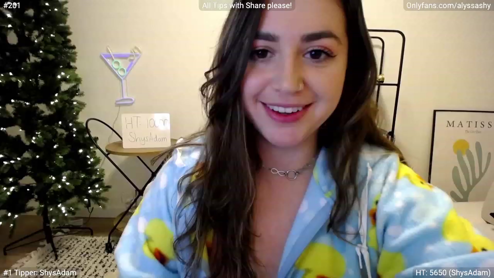 Gallery image thumbnail from AlyssaShy's myfreecams stream on, 12/01/2022, 02:07 image 1 of 20