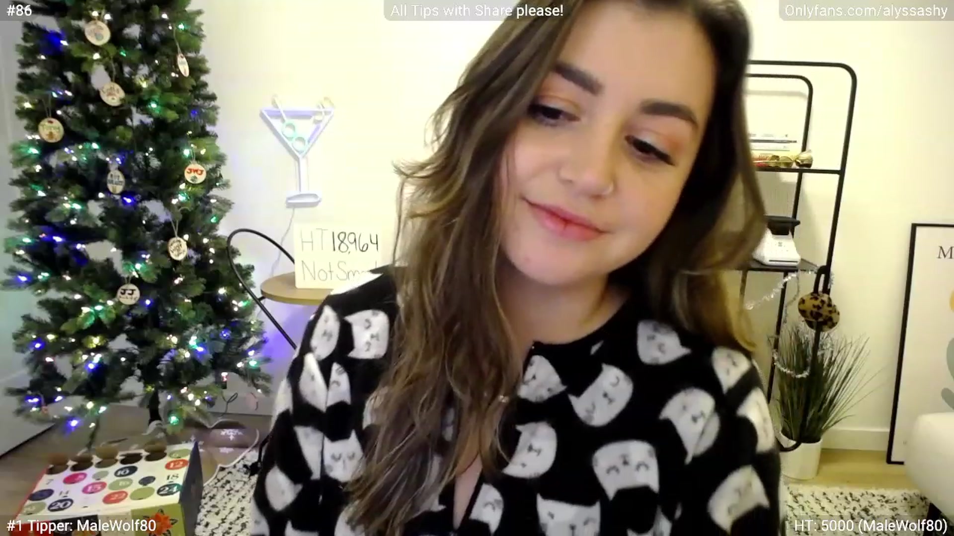 Gallery image thumbnail from AlyssaShy's myfreecams stream on, 12/06/2022, 04:02 image 18 of 20