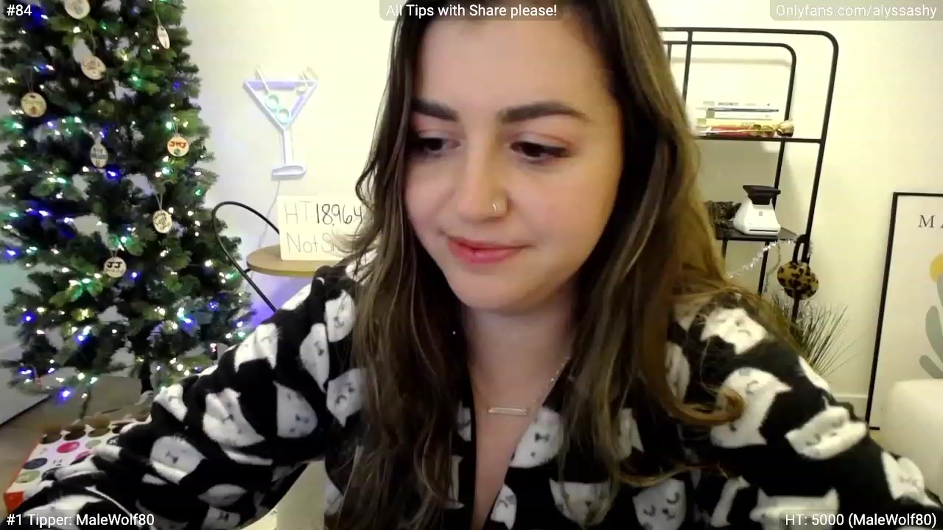 Gallery image thumbnail from AlyssaShy's myfreecams stream on, 12/06/2022, 04:14 image 4 of 20