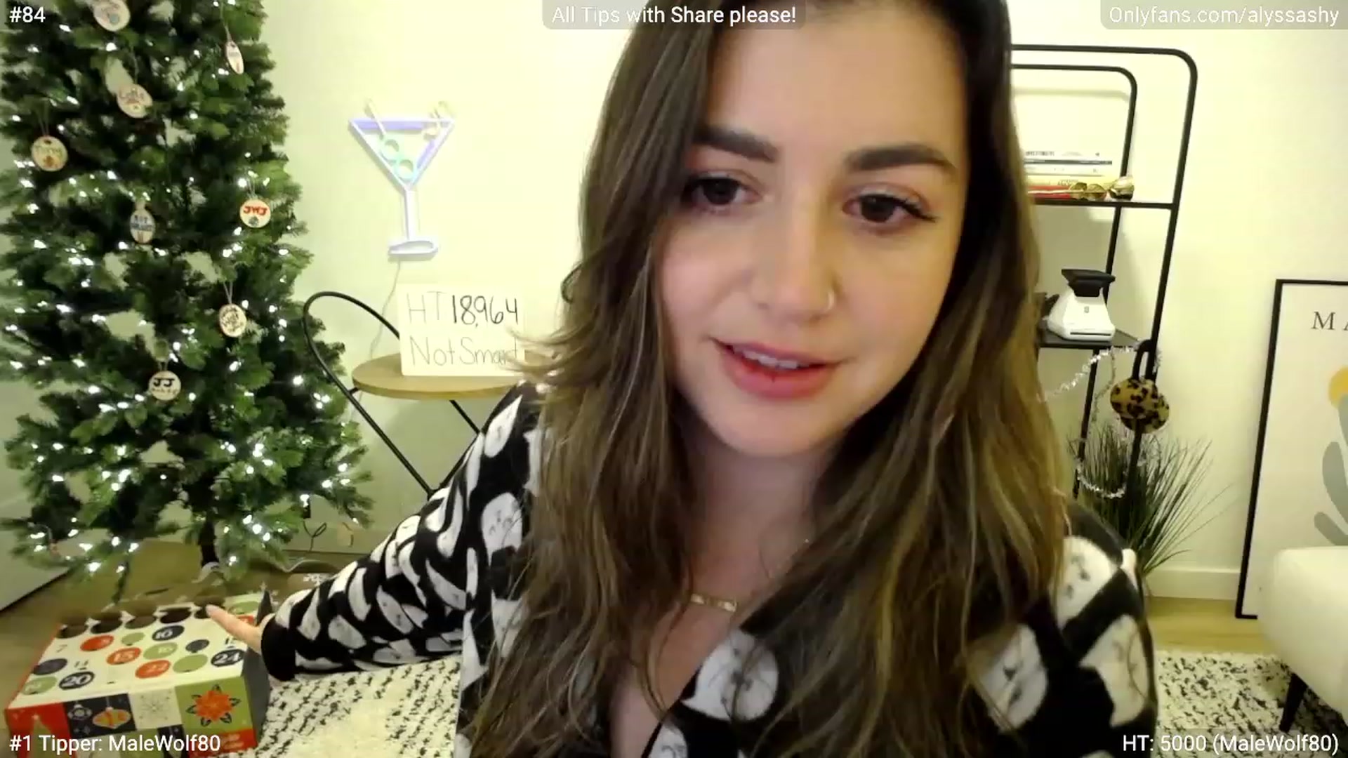 Gallery image thumbnail from AlyssaShy's myfreecams stream on, 12/06/2022, 04:14 image 19 of 20