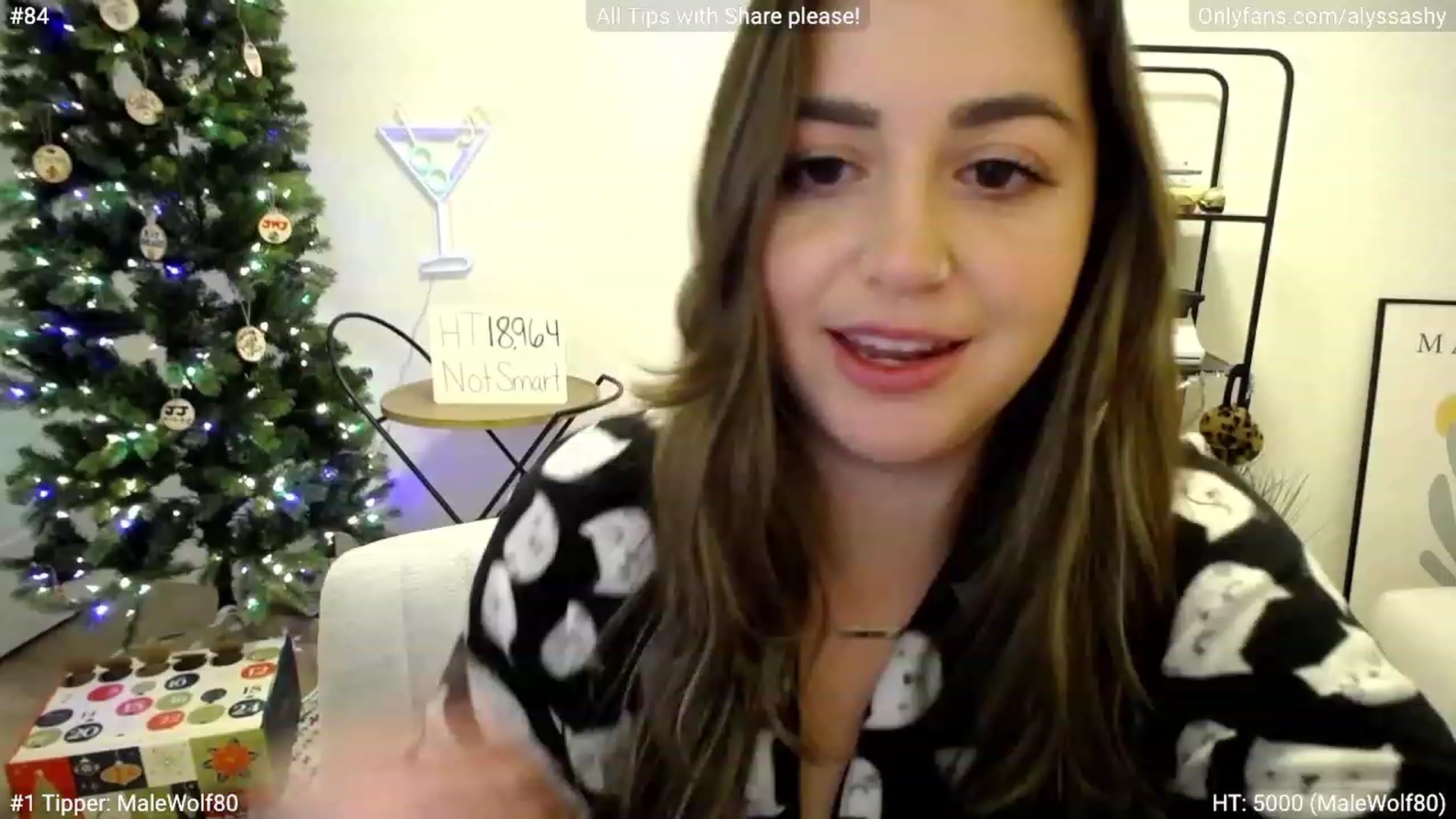Gallery image thumbnail from AlyssaShy's myfreecams stream on, 12/06/2022, 04:14 image 18 of 20