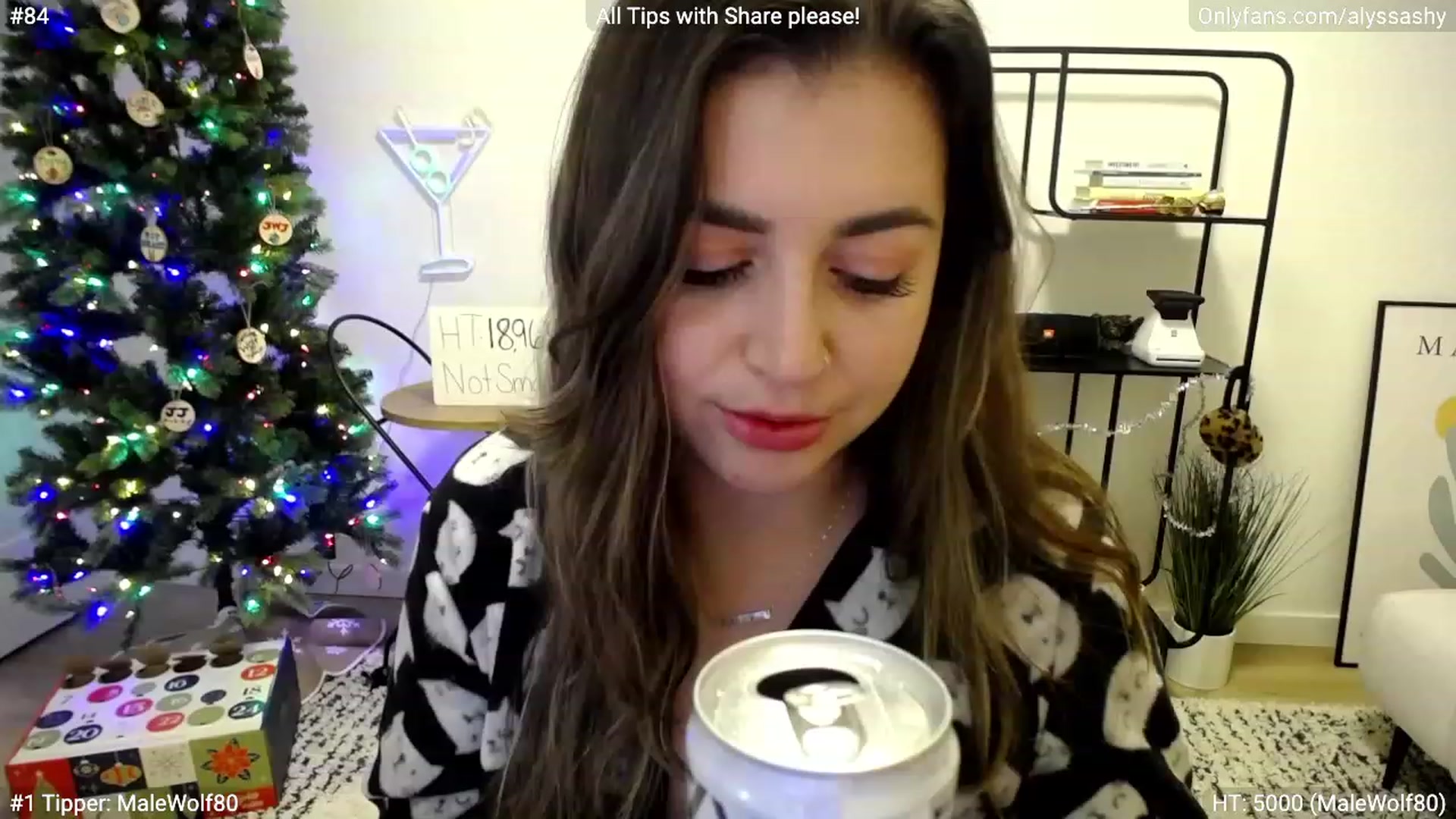 Gallery image thumbnail from AlyssaShy's myfreecams stream on, 12/06/2022, 04:14 image 5 of 20