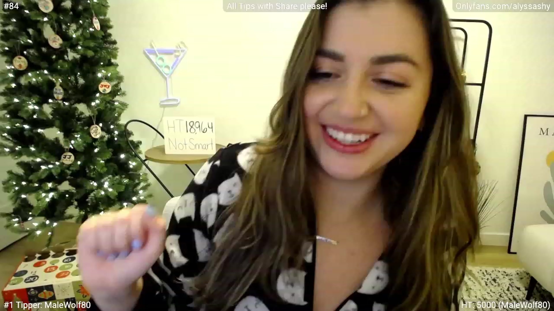 Gallery image thumbnail from AlyssaShy's myfreecams stream on, 12/06/2022, 04:14 image 14 of 20