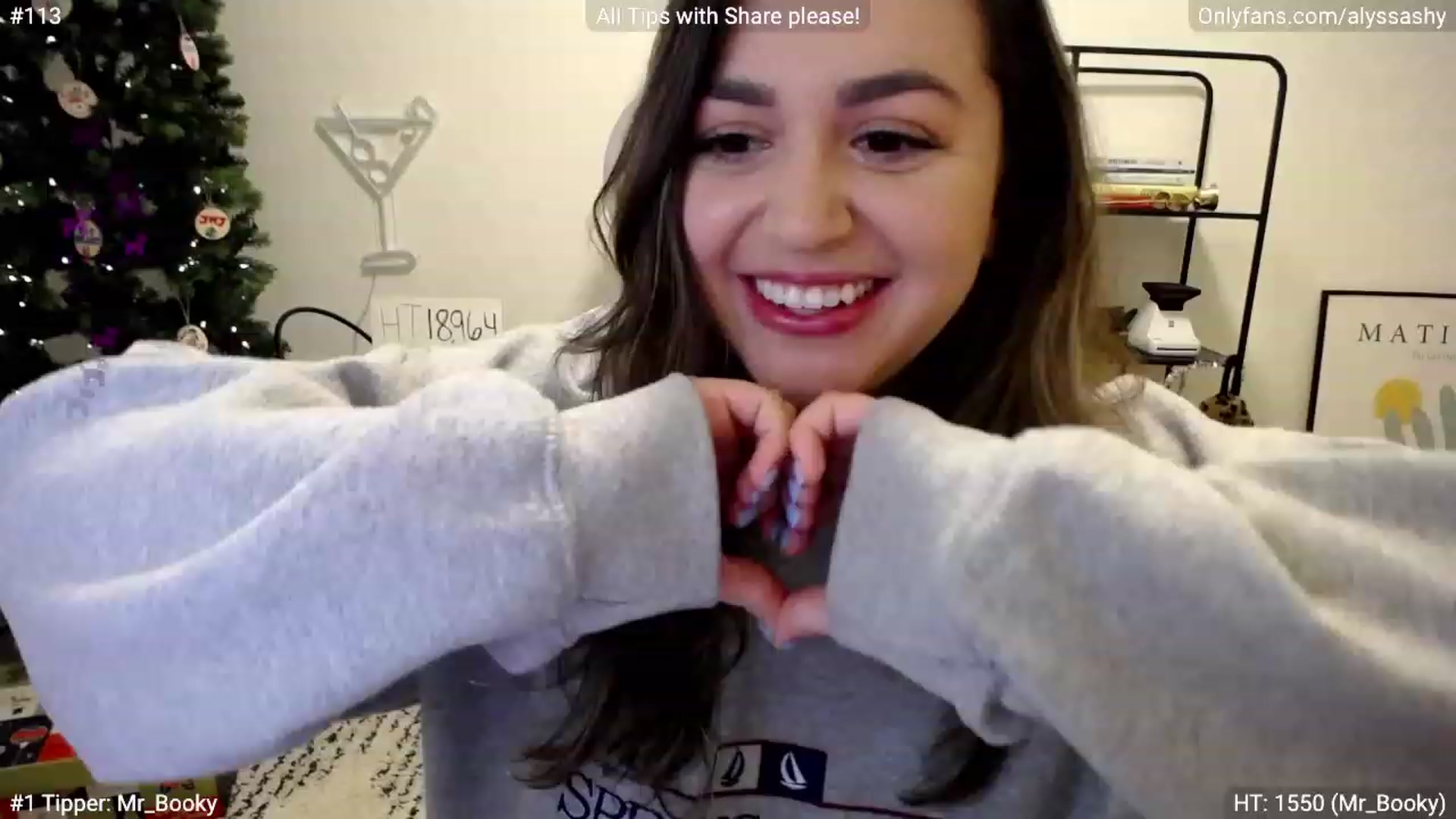 Gallery image thumbnail from AlyssaShy's myfreecams stream on, 12/07/2022, 23:02 image 10 of 20
