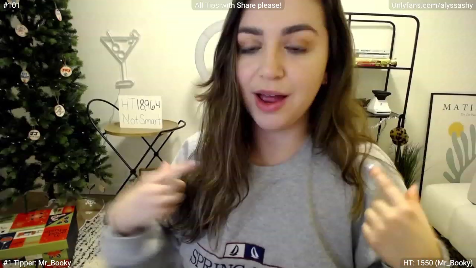 Gallery image thumbnail from AlyssaShy's myfreecams stream on, 12/08/2022, 24:12 image 5 of 20