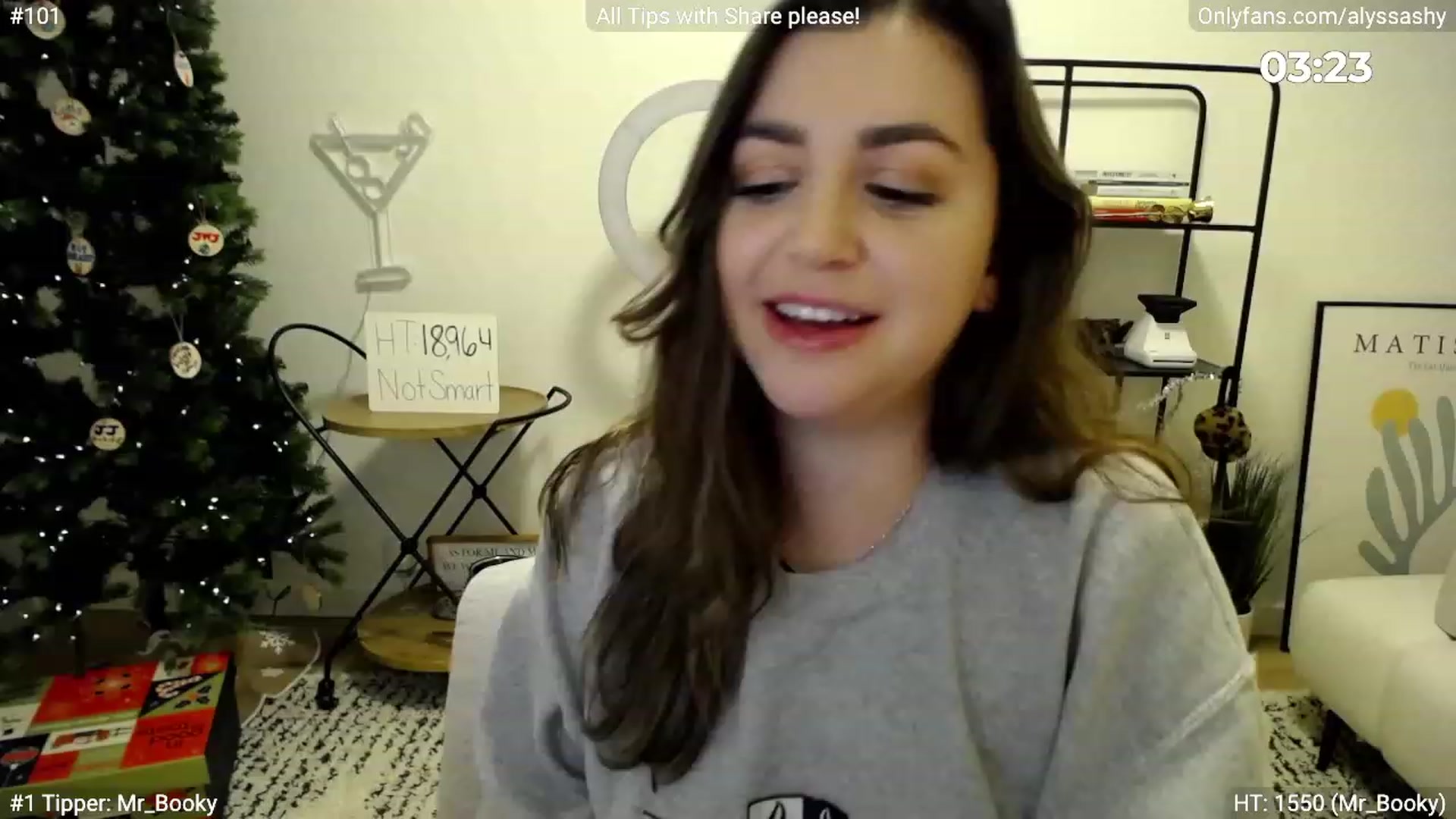 Gallery image thumbnail from AlyssaShy's myfreecams stream on, 12/08/2022, 24:12 image 16 of 20
