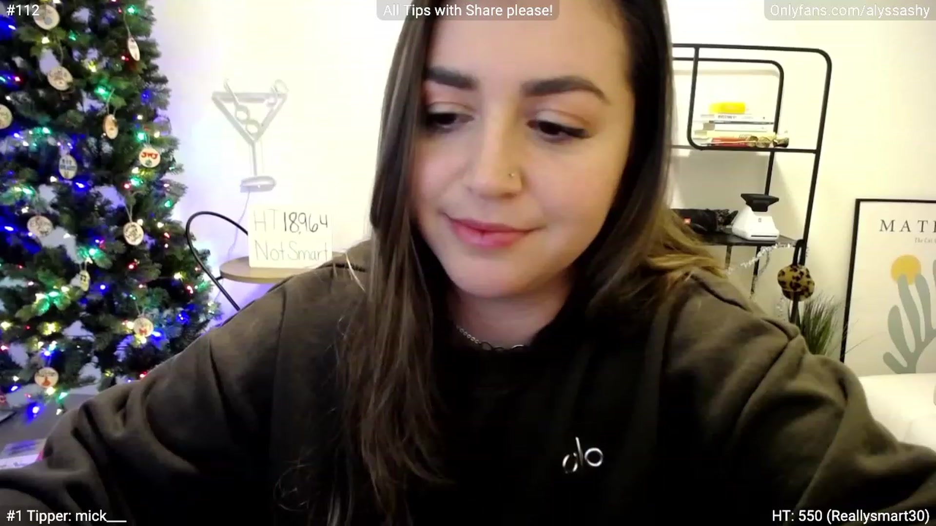 Gallery image thumbnail from AlyssaShy's myfreecams stream on, 12/09/2022, 24:45 image 18 of 20