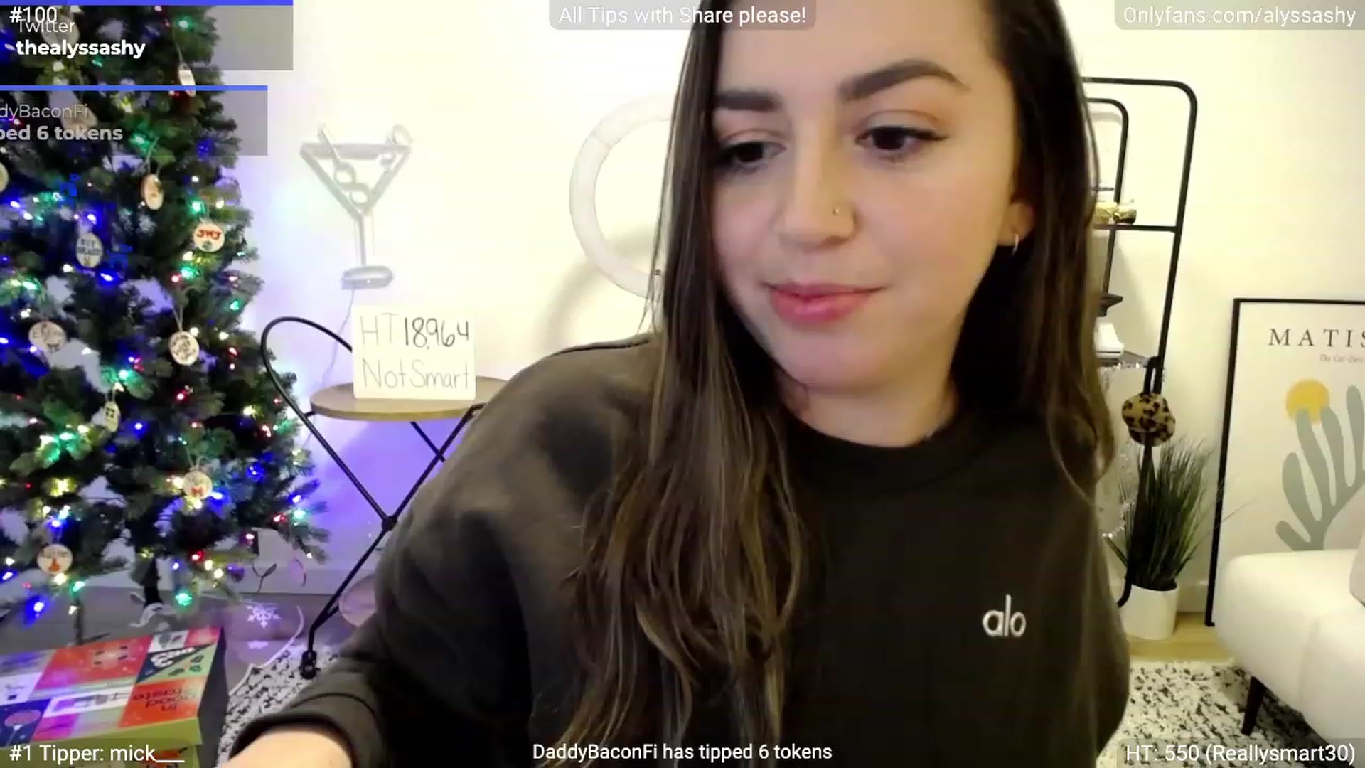 Gallery image thumbnail from AlyssaShy's myfreecams stream on, 12/09/2022, 01:27 image 16 of 20