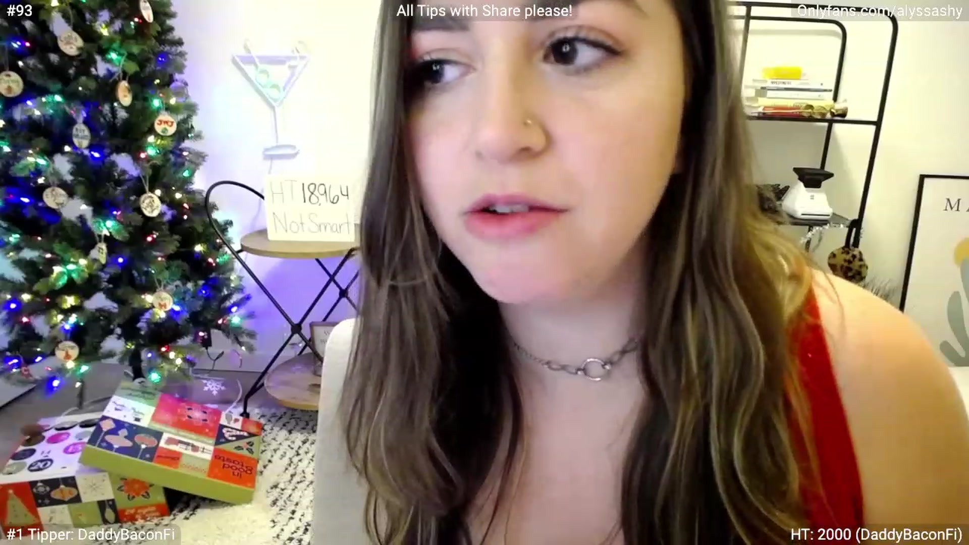 Gallery image thumbnail from AlyssaShy's myfreecams stream on, 12/10/2022, 24:16 image 18 of 20
