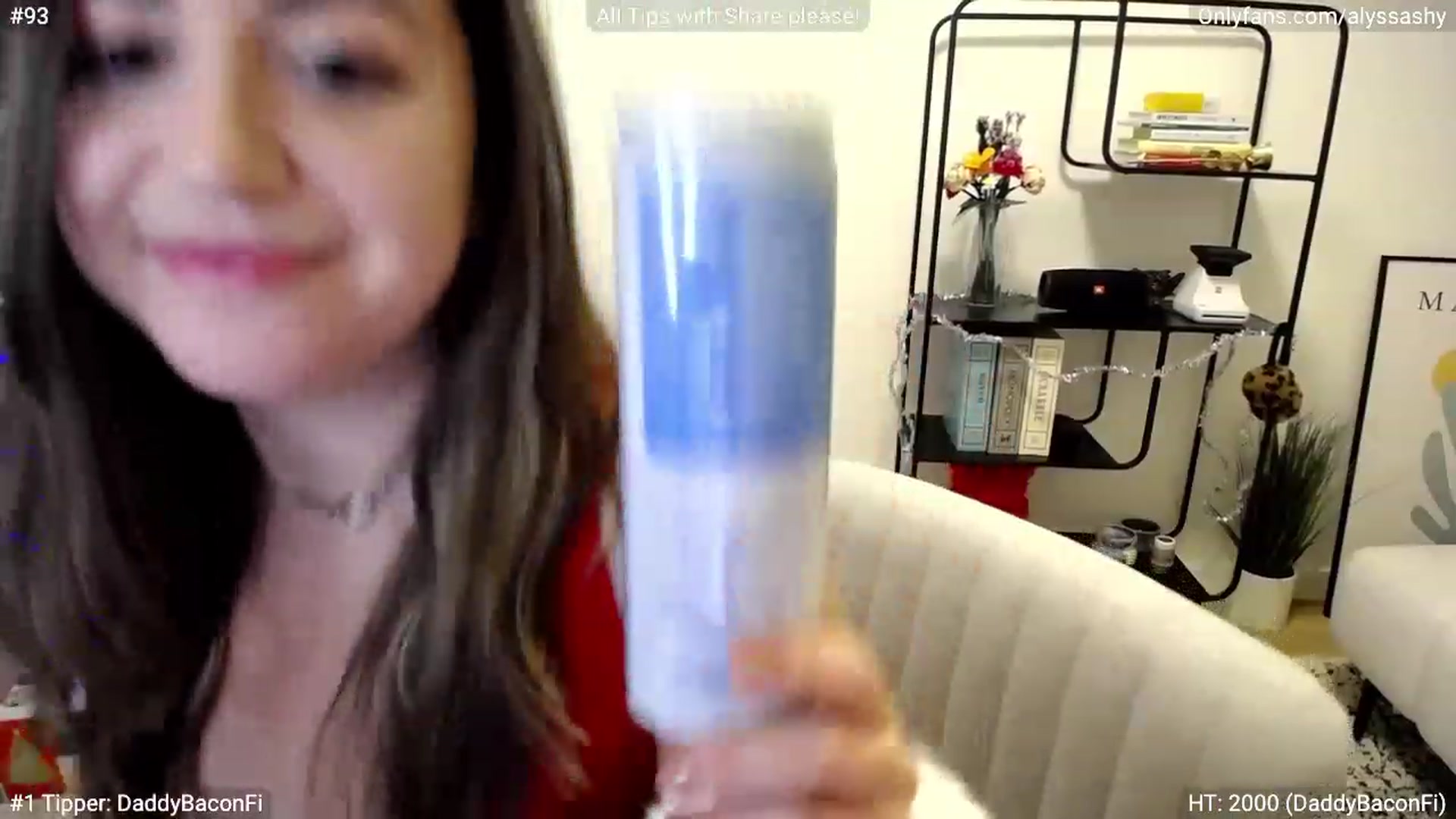 Gallery image thumbnail from AlyssaShy's myfreecams stream on, 12/10/2022, 24:16 image 16 of 20