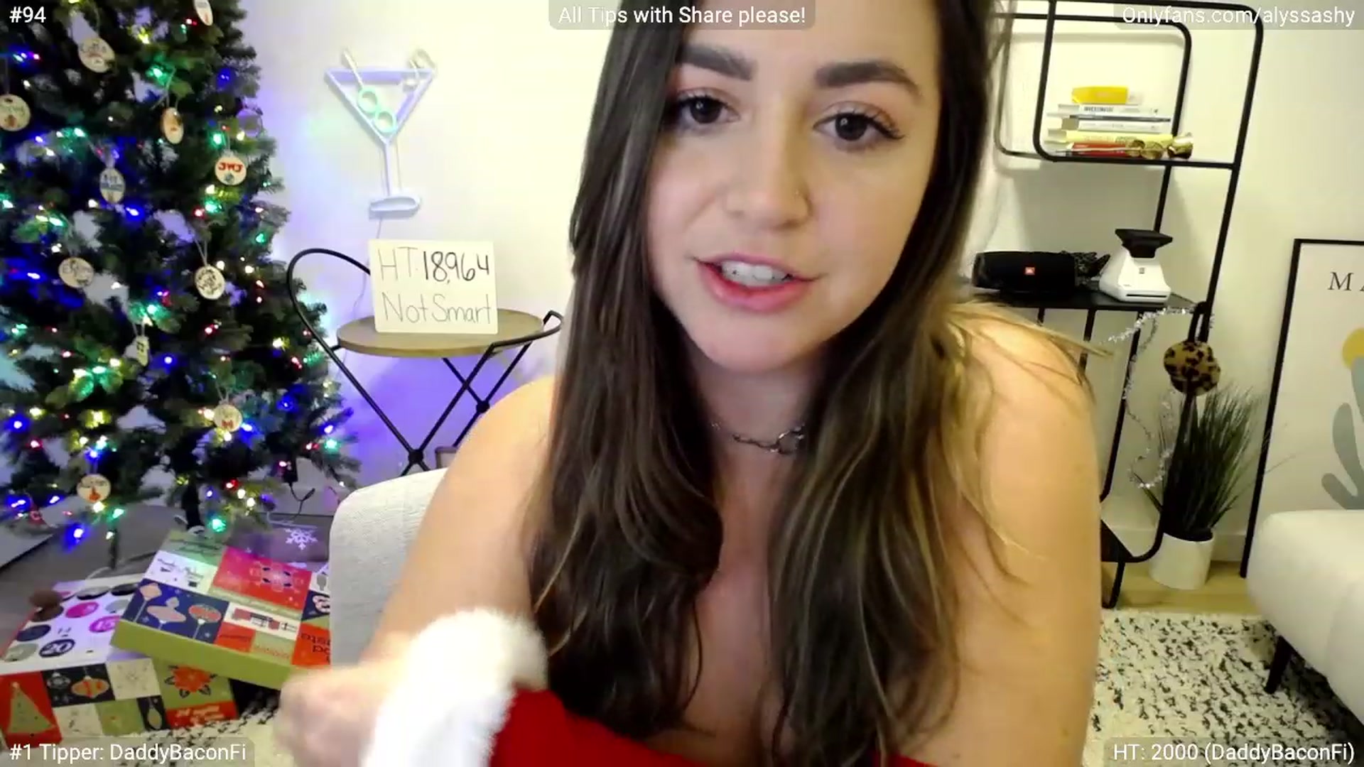 Gallery image thumbnail from AlyssaShy's myfreecams stream on, 12/10/2022, 24:16 image 14 of 20