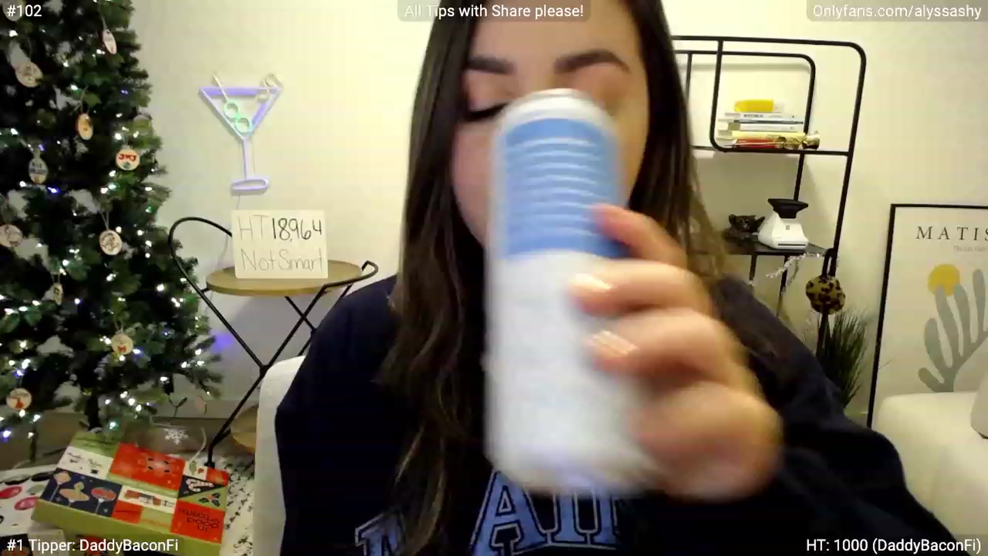 Gallery image thumbnail from AlyssaShy's myfreecams stream on, 12/11/2022, 24:33 image 4 of 20