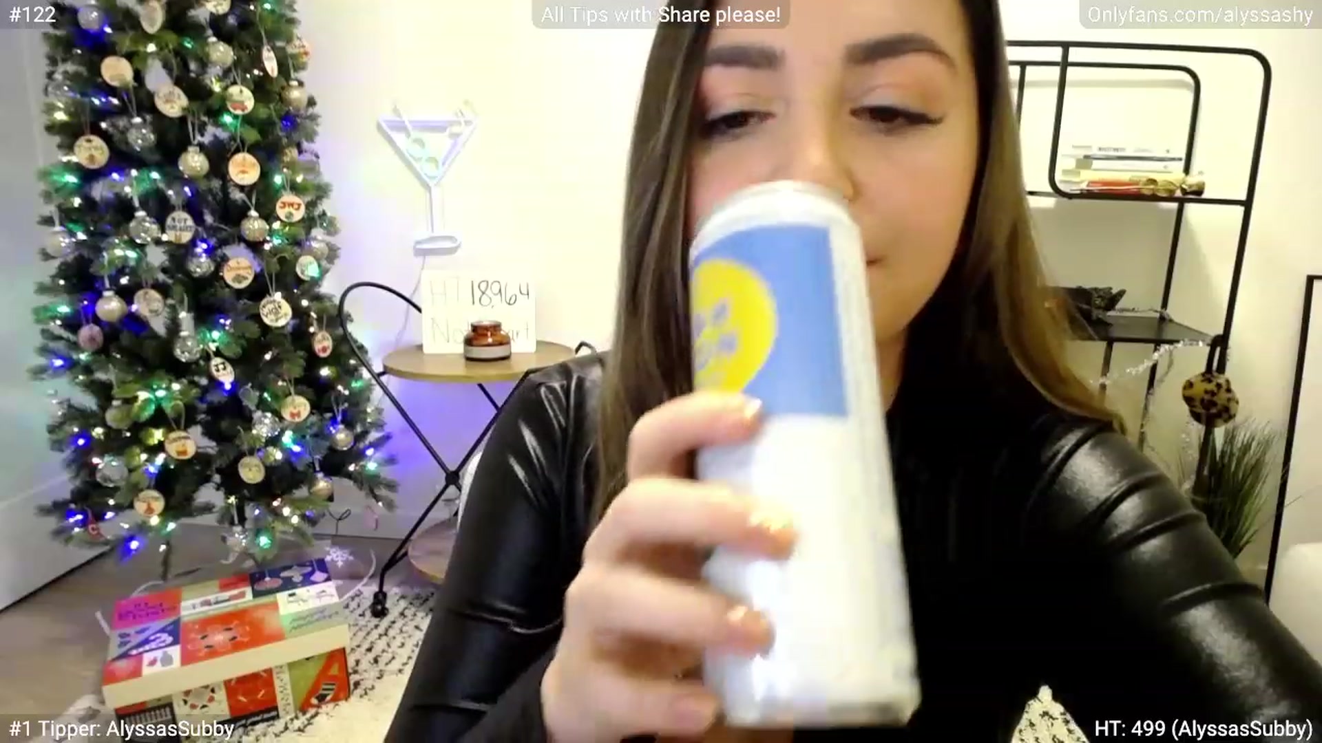 Gallery image thumbnail from AlyssaShy's myfreecams stream on, 12/14/2022, 23:34 image 19 of 20