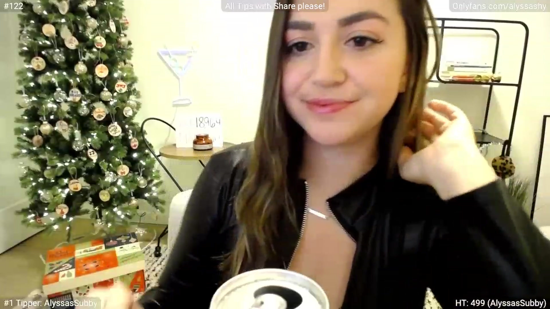 Gallery image thumbnail from AlyssaShy's myfreecams stream on, 12/14/2022, 23:34 image 18 of 20