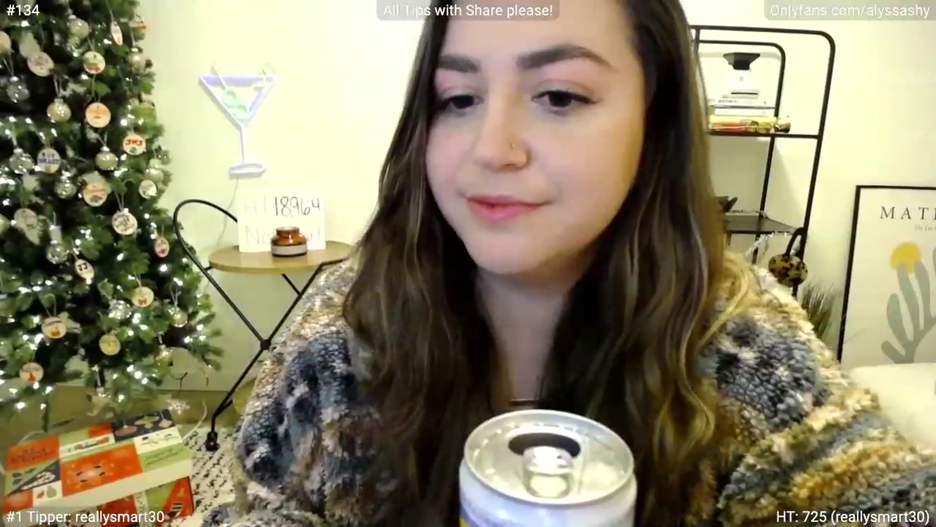 Gallery image thumbnail from AlyssaShy's myfreecams stream on, 12/17/2022, 03:33 image 5 of 20