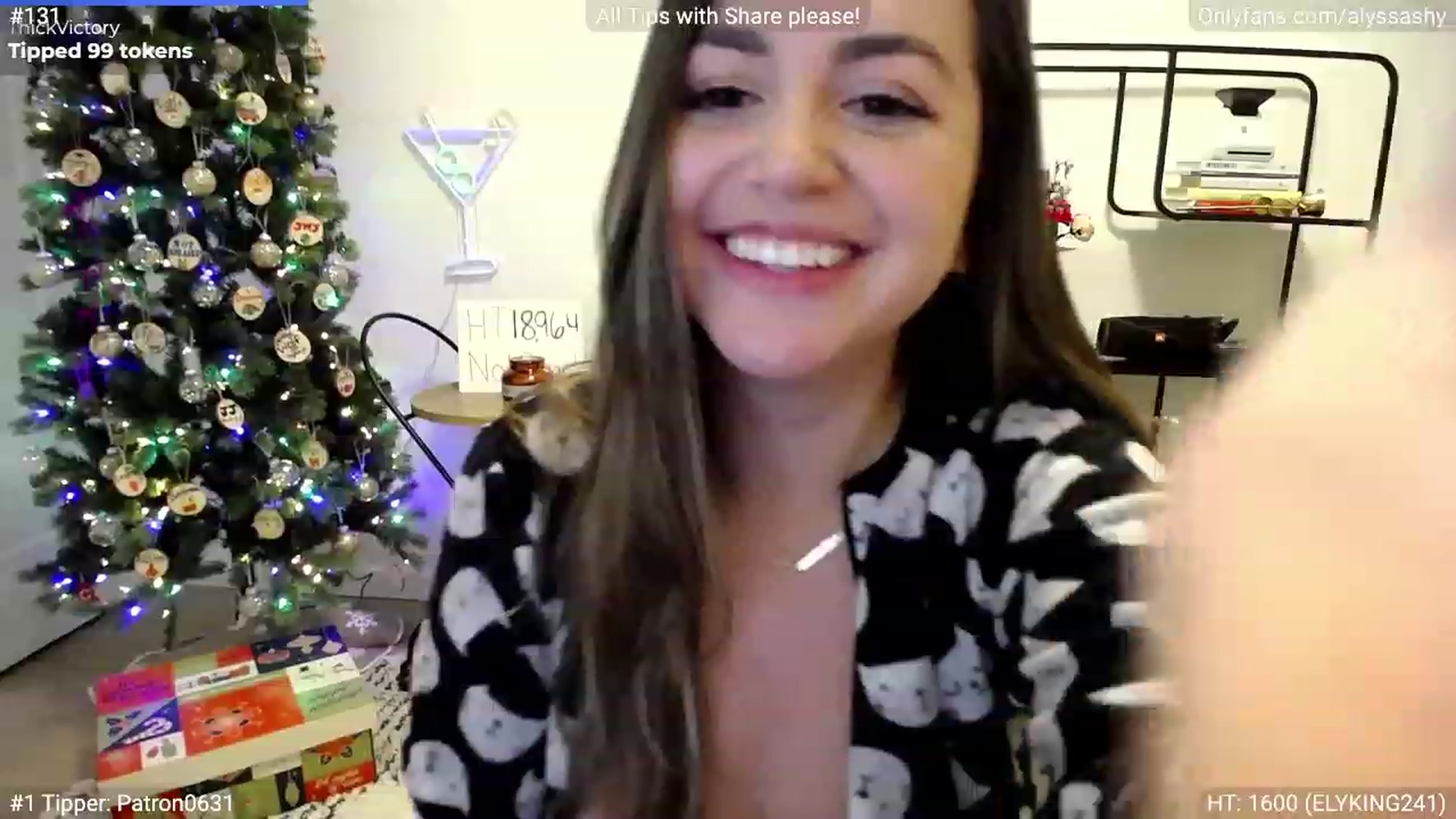 Gallery image thumbnail from AlyssaShy's myfreecams stream on, 12/23/2022, 02:04 image 17 of 20