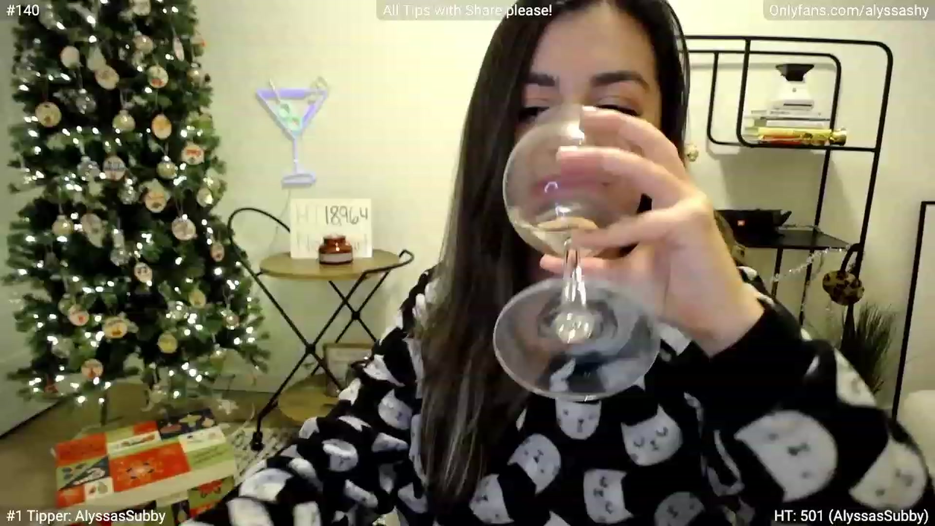 Gallery image thumbnail from AlyssaShy's myfreecams stream on, 12/23/2022, 02:04 image 2 of 20