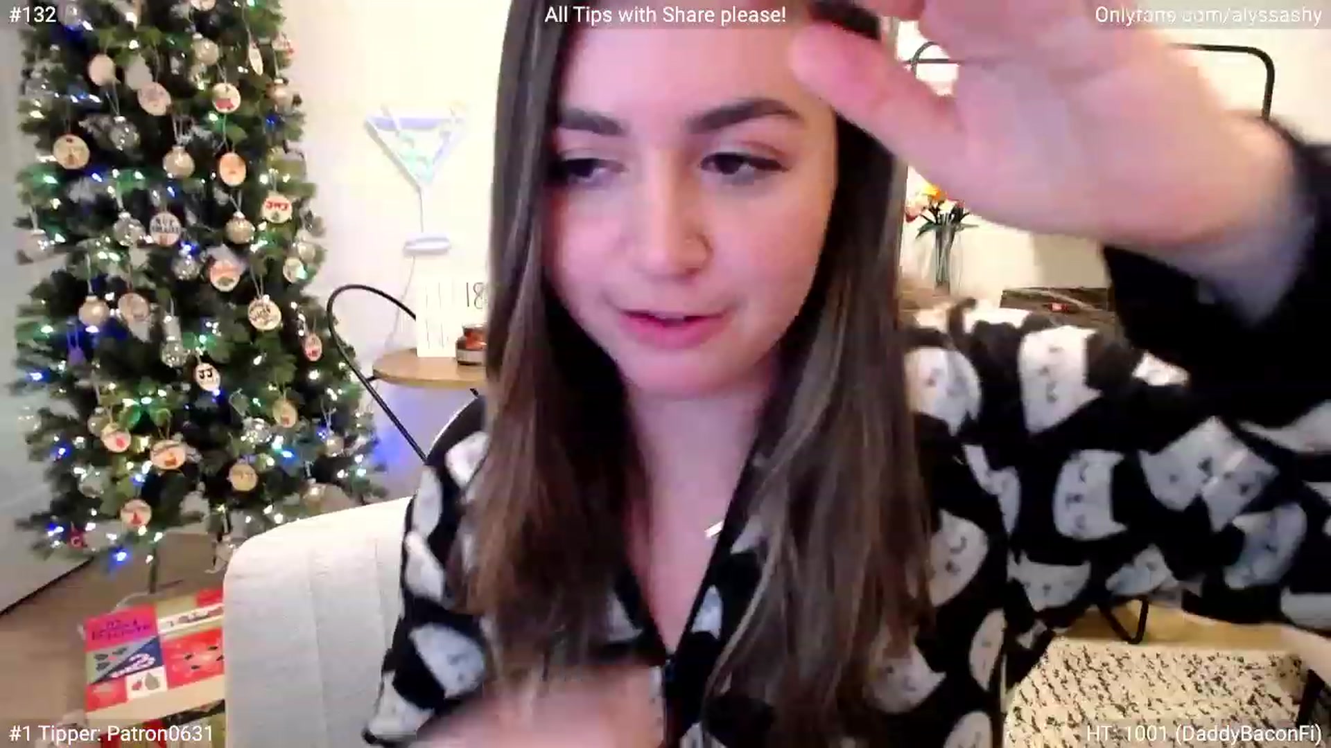 Gallery image thumbnail from AlyssaShy's myfreecams stream on, 12/23/2022, 02:04 image 14 of 20