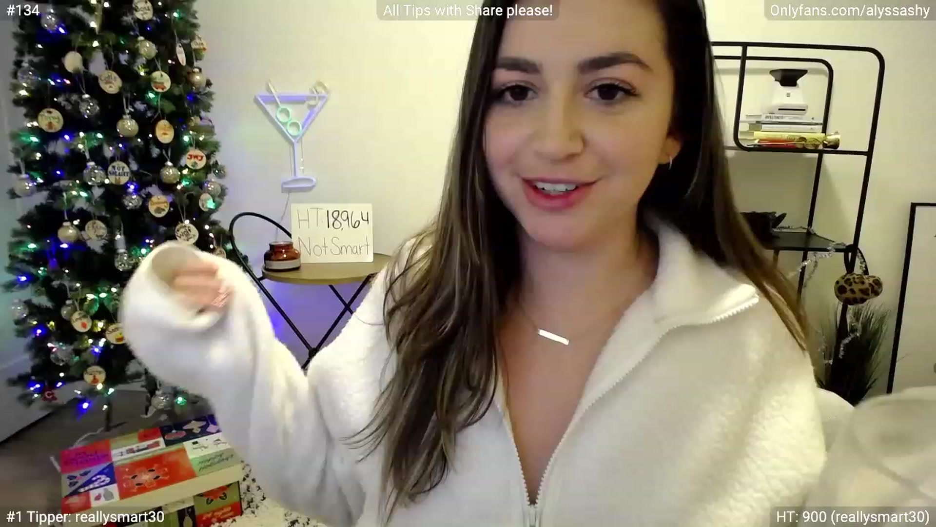 Gallery image thumbnail from AlyssaShy's myfreecams stream on, 12/24/2022, 24:34 image 1 of 20