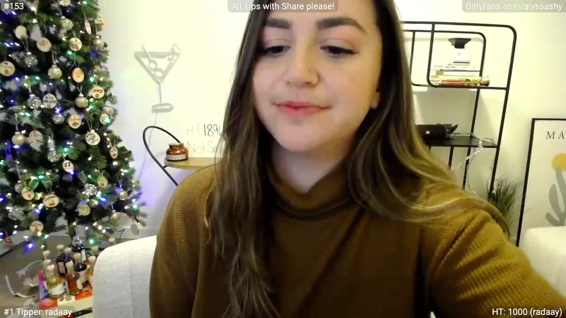 Gallery image thumbnail from AlyssaShy's myfreecams stream on, 12/28/2022, 22:13 image 15 of 20