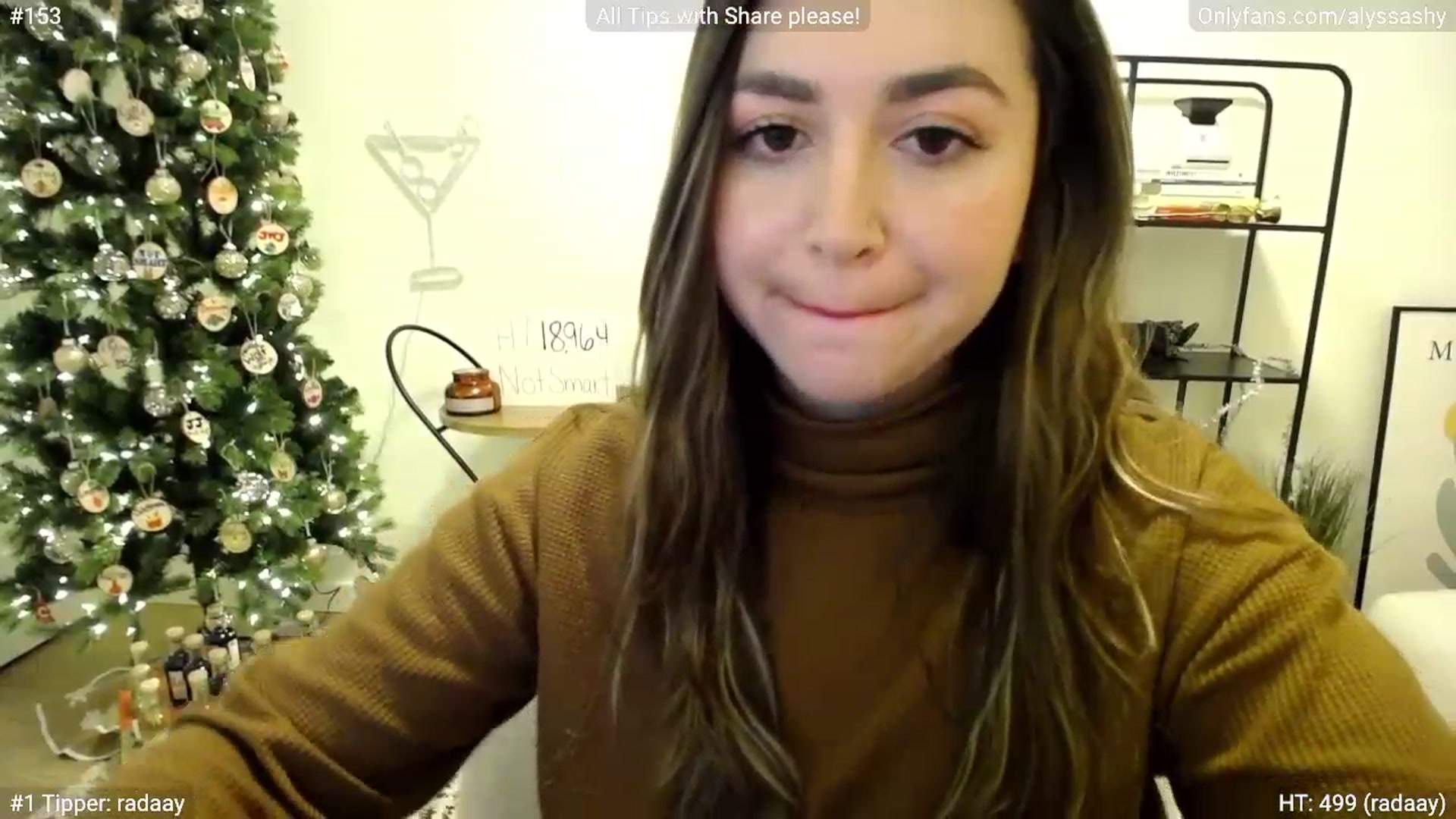 Gallery image thumbnail from AlyssaShy's myfreecams stream on, 12/28/2022, 22:13 image 6 of 20