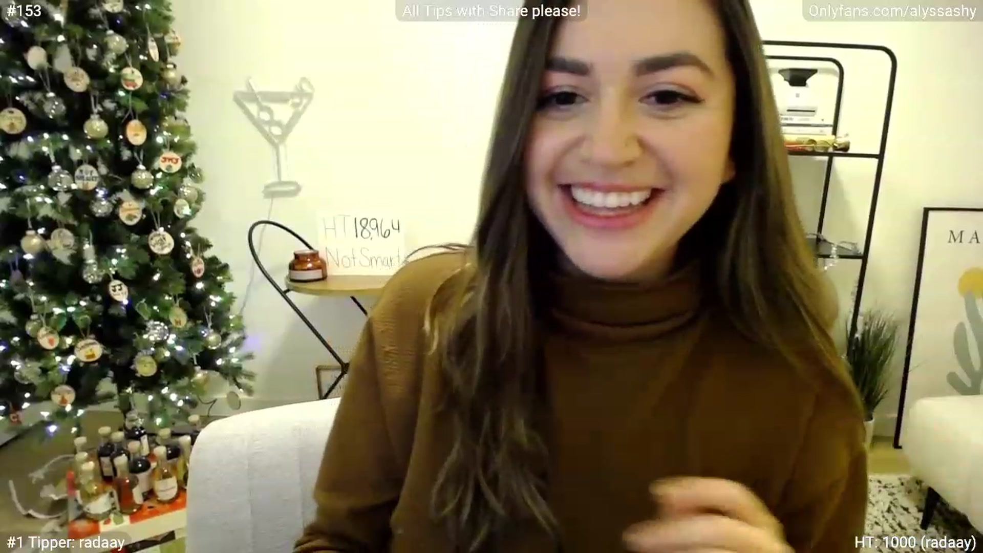 Gallery image thumbnail from AlyssaShy's myfreecams stream on, 12/28/2022, 22:13 image 14 of 20