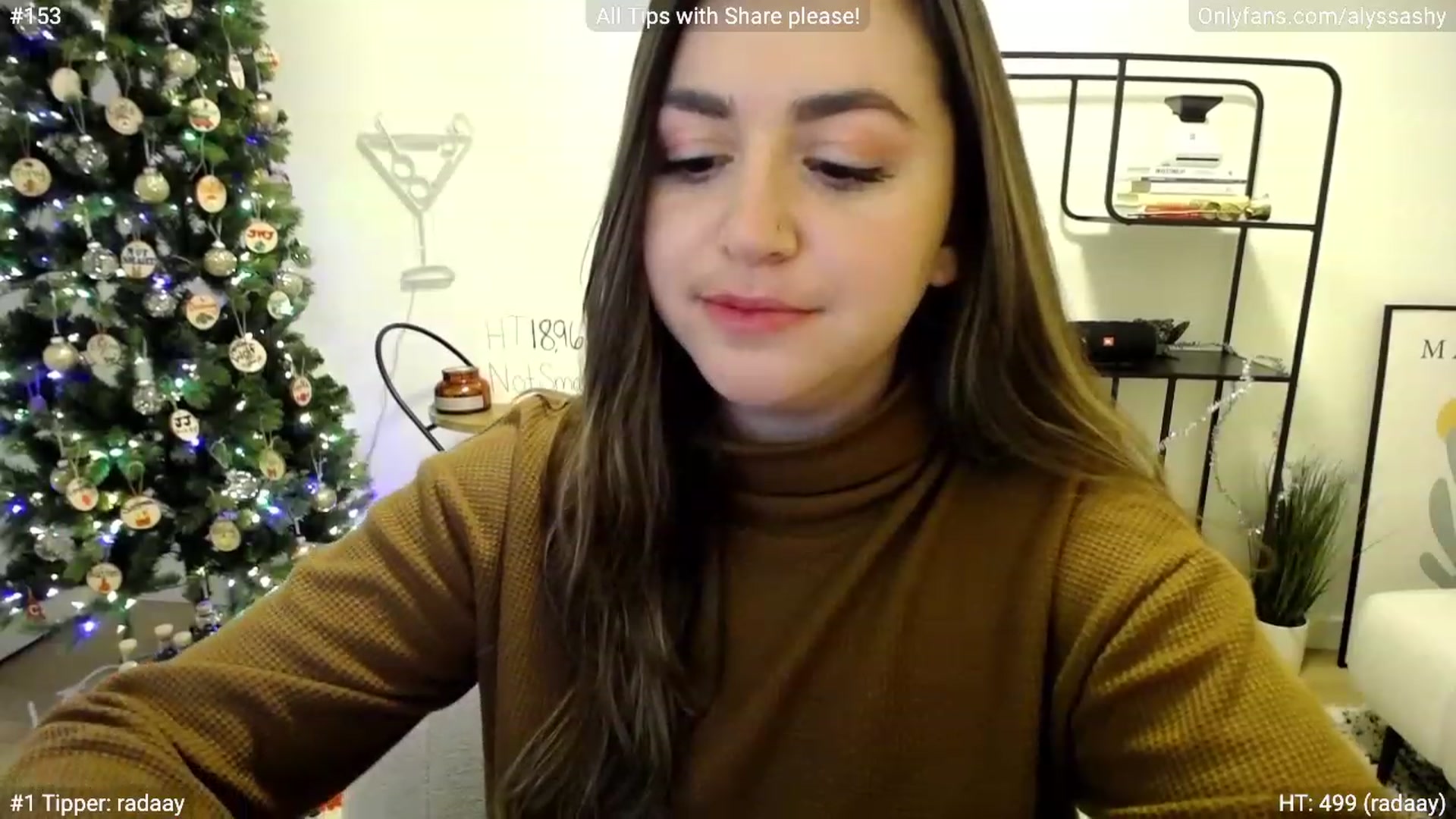 Gallery image thumbnail from AlyssaShy's myfreecams stream on, 12/28/2022, 22:13 image 11 of 20